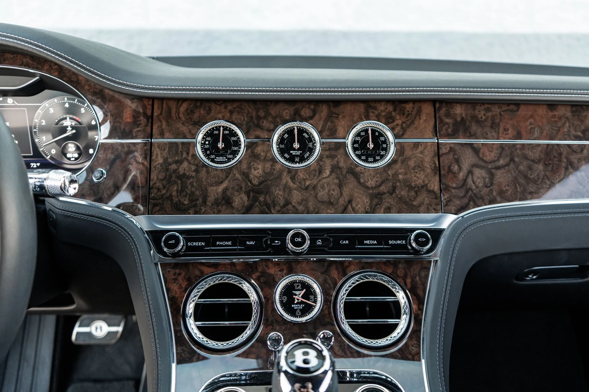 mph033_570655279_51a5283b_fa56_442e_b184_c414ae8925e2_fd7d518230