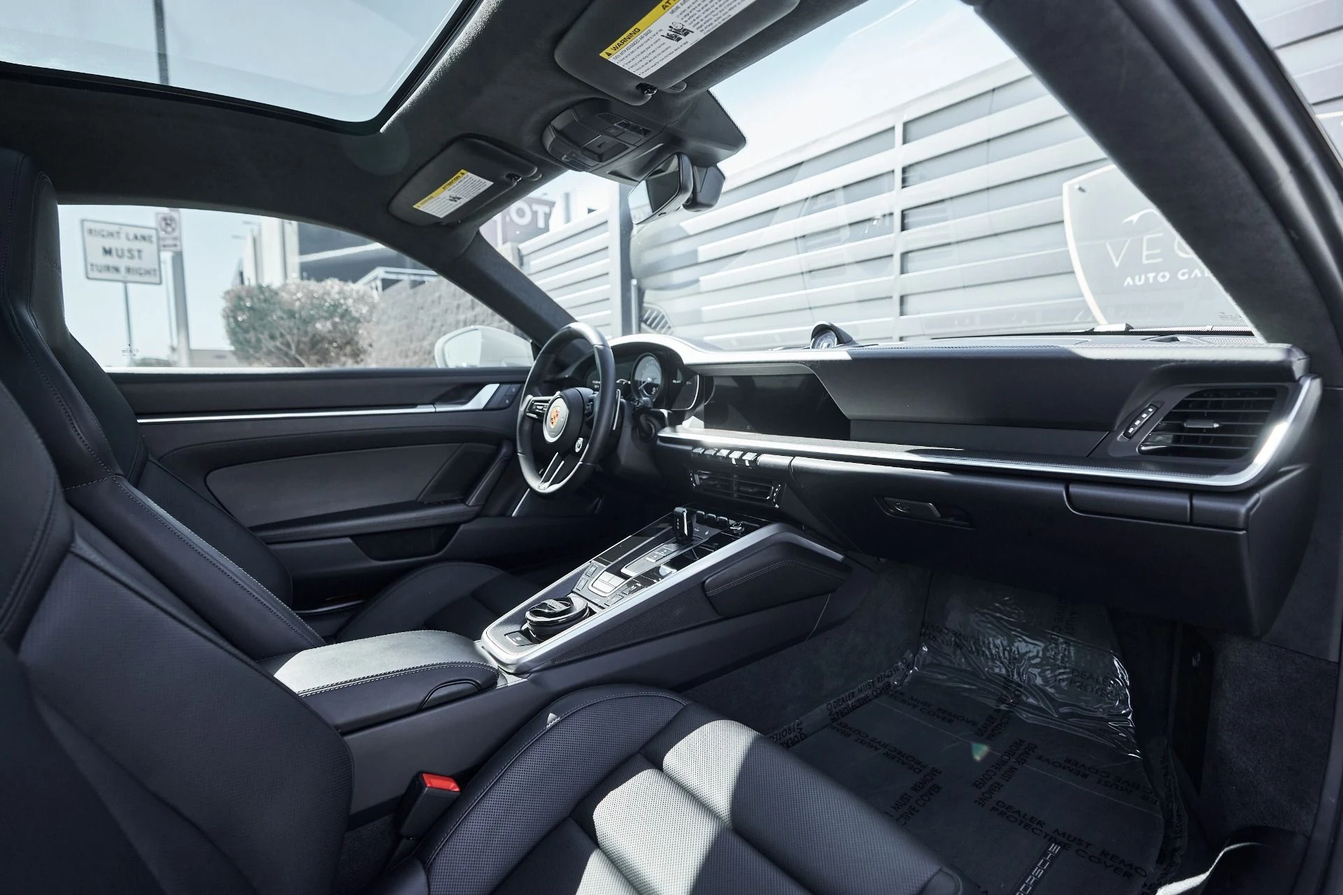 mph033_571073175_Used_2025_Porsche_911_Turbo_S_1762914266_f182eccea5