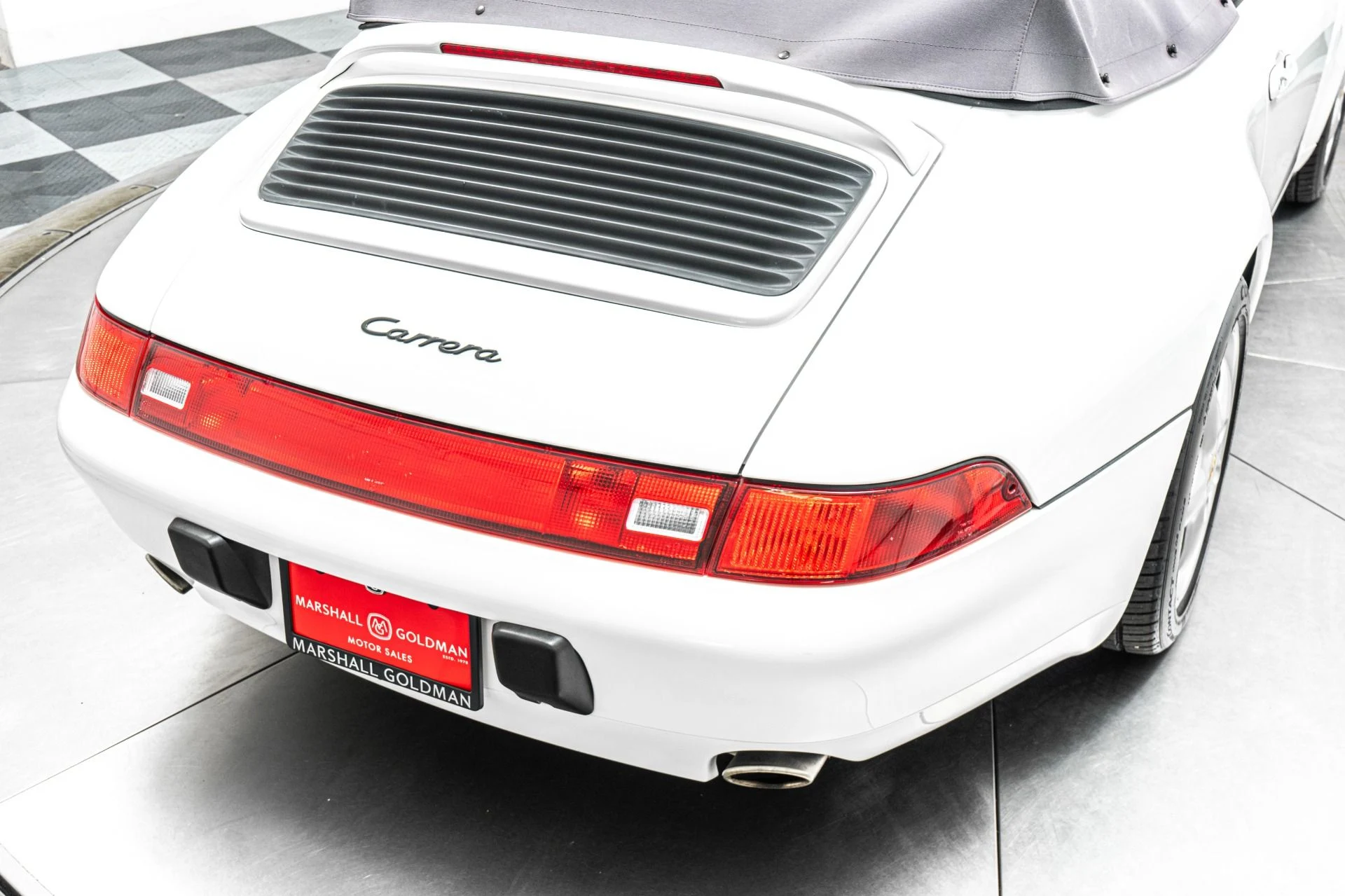 mph033_574150785_Used_1995_Porsche_911_Carrera_1788212856_7056571322