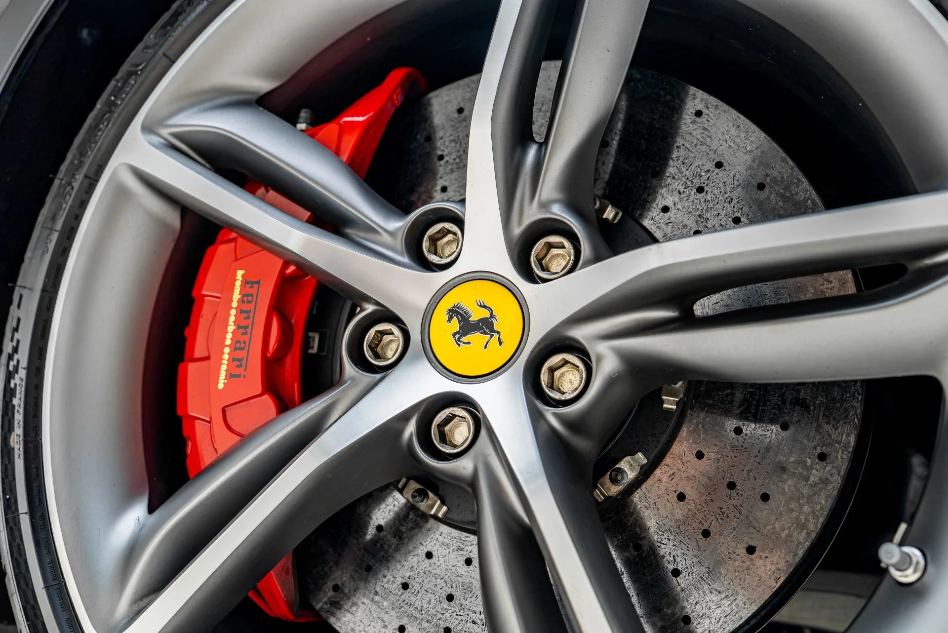 mph033_575230206_Used_2024_Ferrari_296_GTS_1784751524_abede906bb
