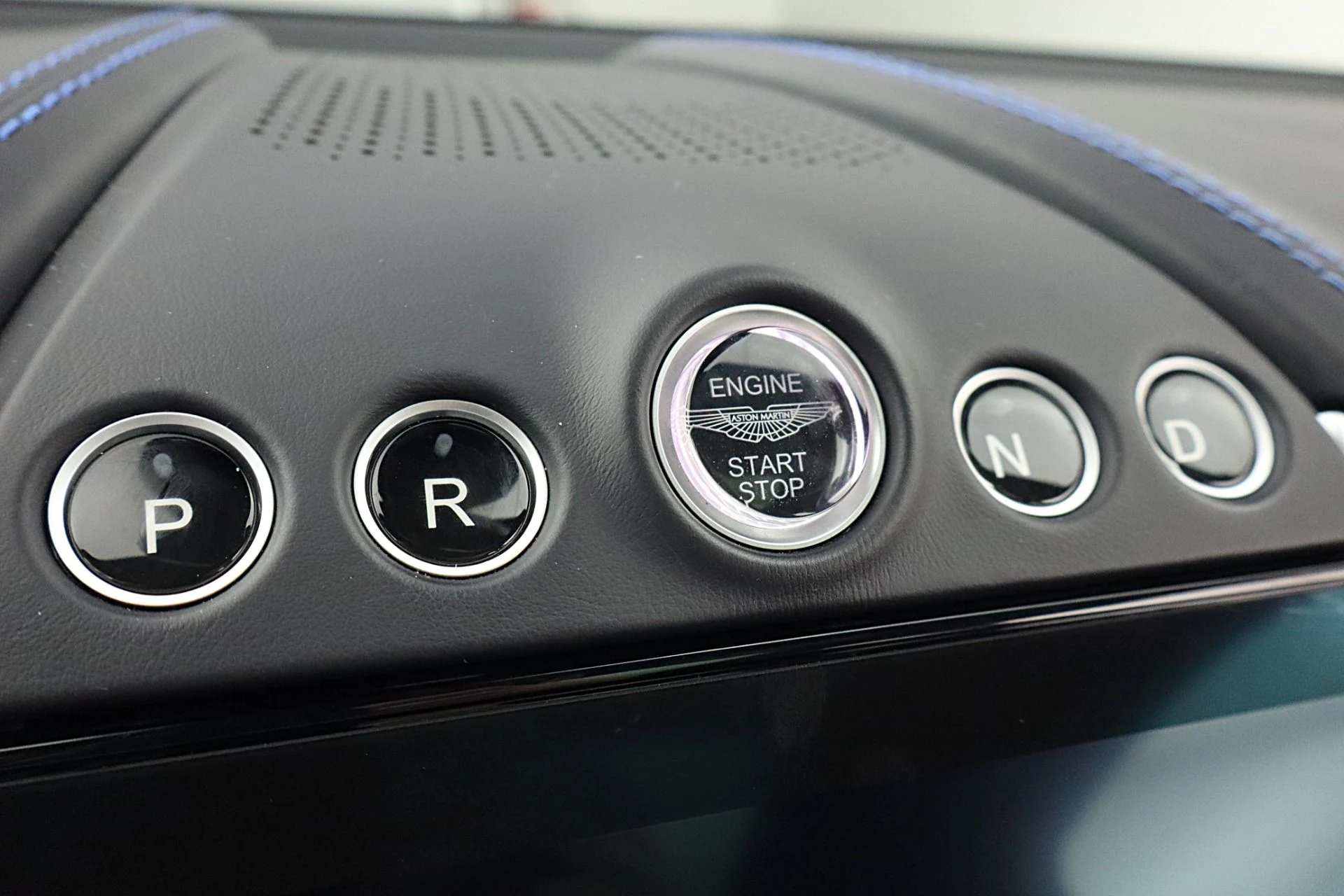 mph033_578086123_Used_2023_Aston_Martin_DBX_707_0b11b754e7