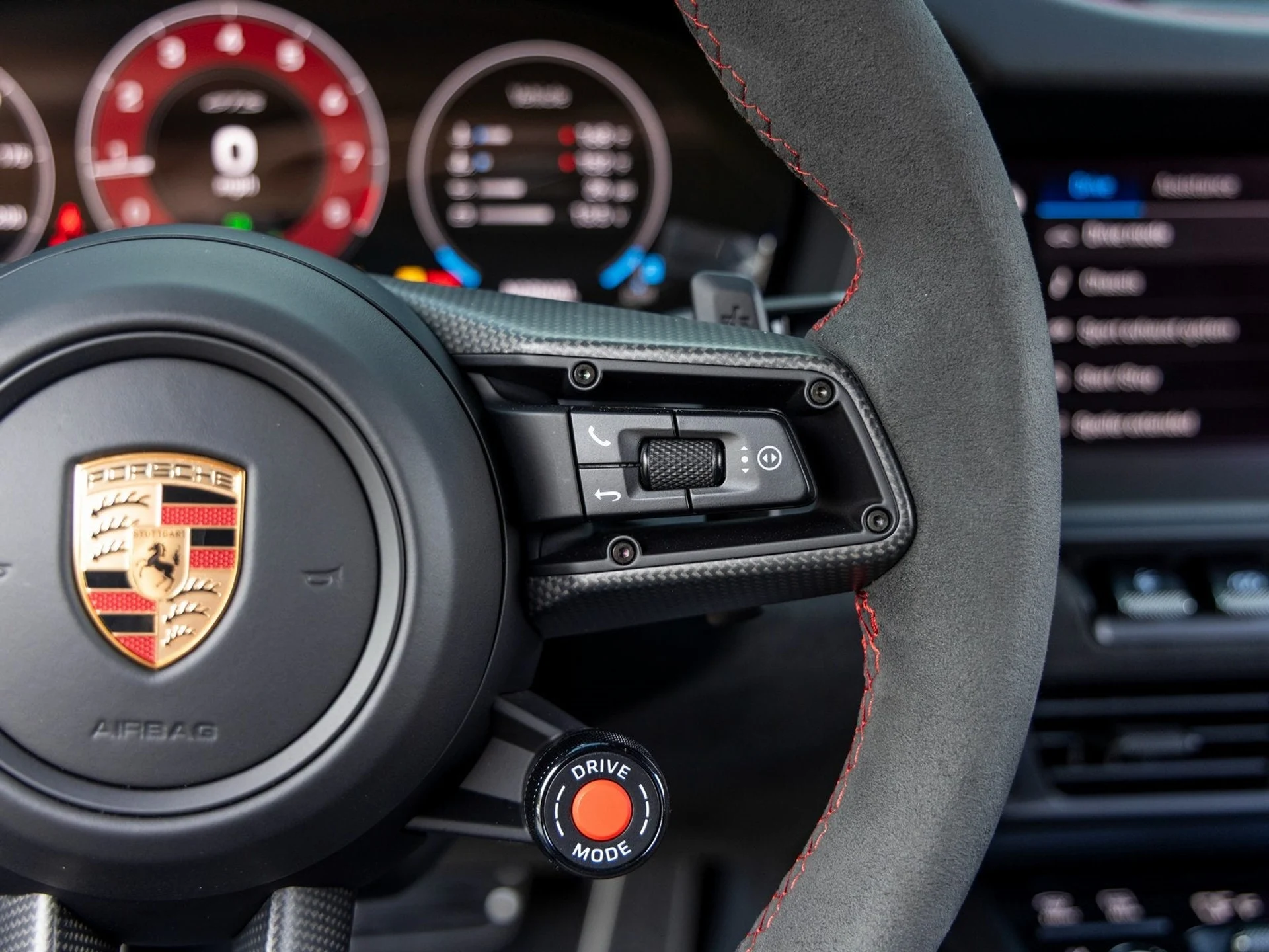 mph033_580957825_34_107b0a8906