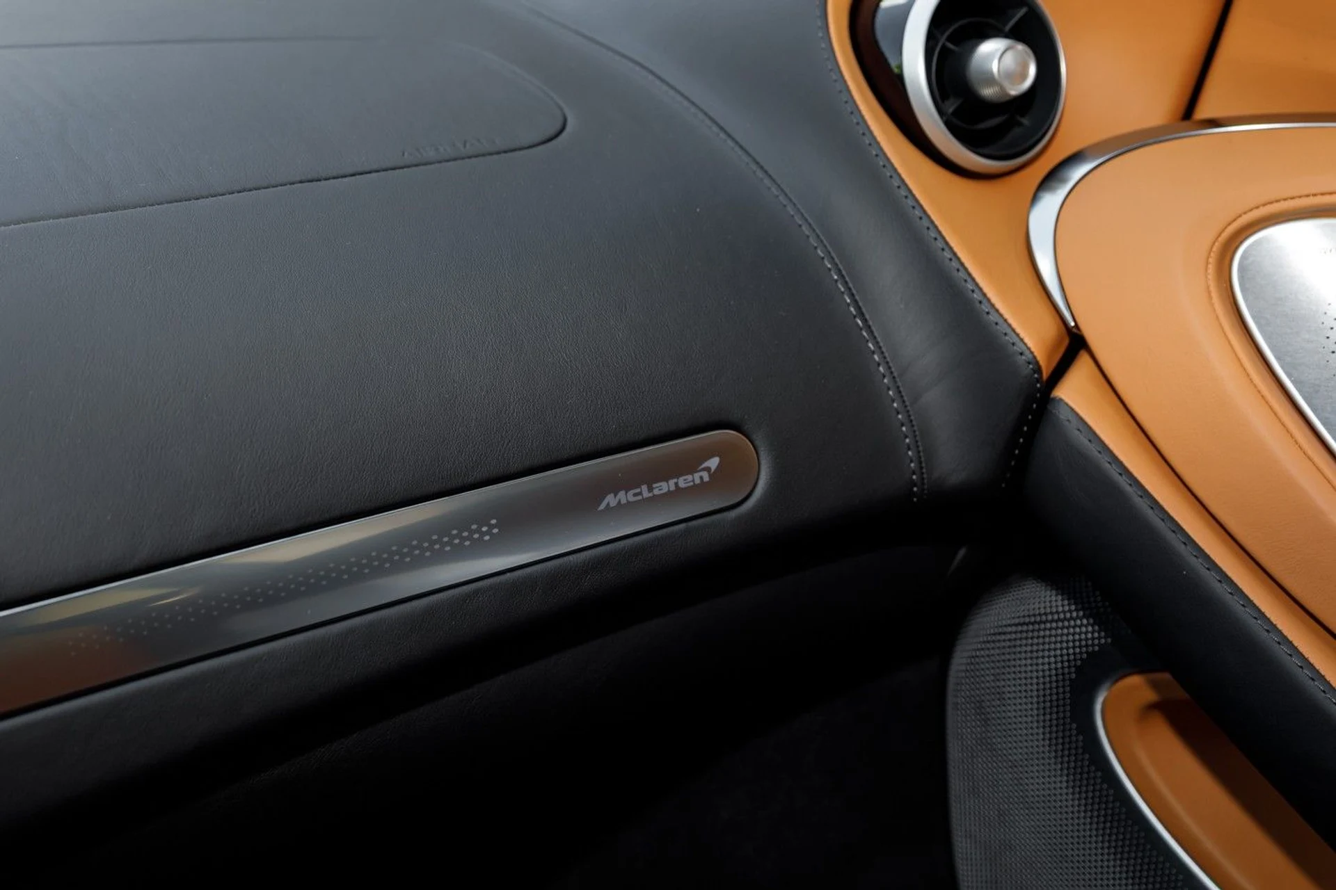 mph033_599297162_470_p34_l_19899ac081