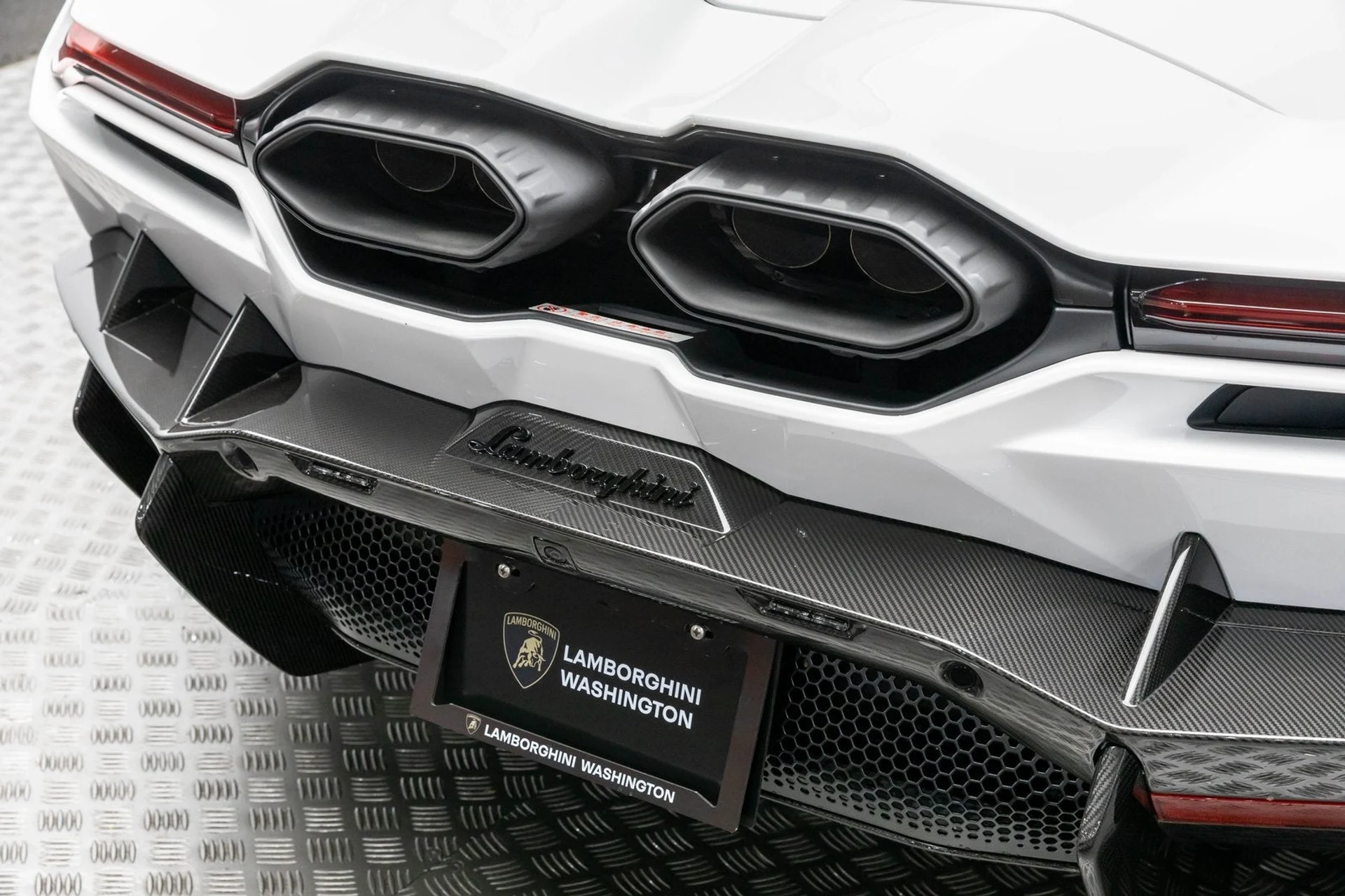 mph033_605509925_34_aabd1744d1