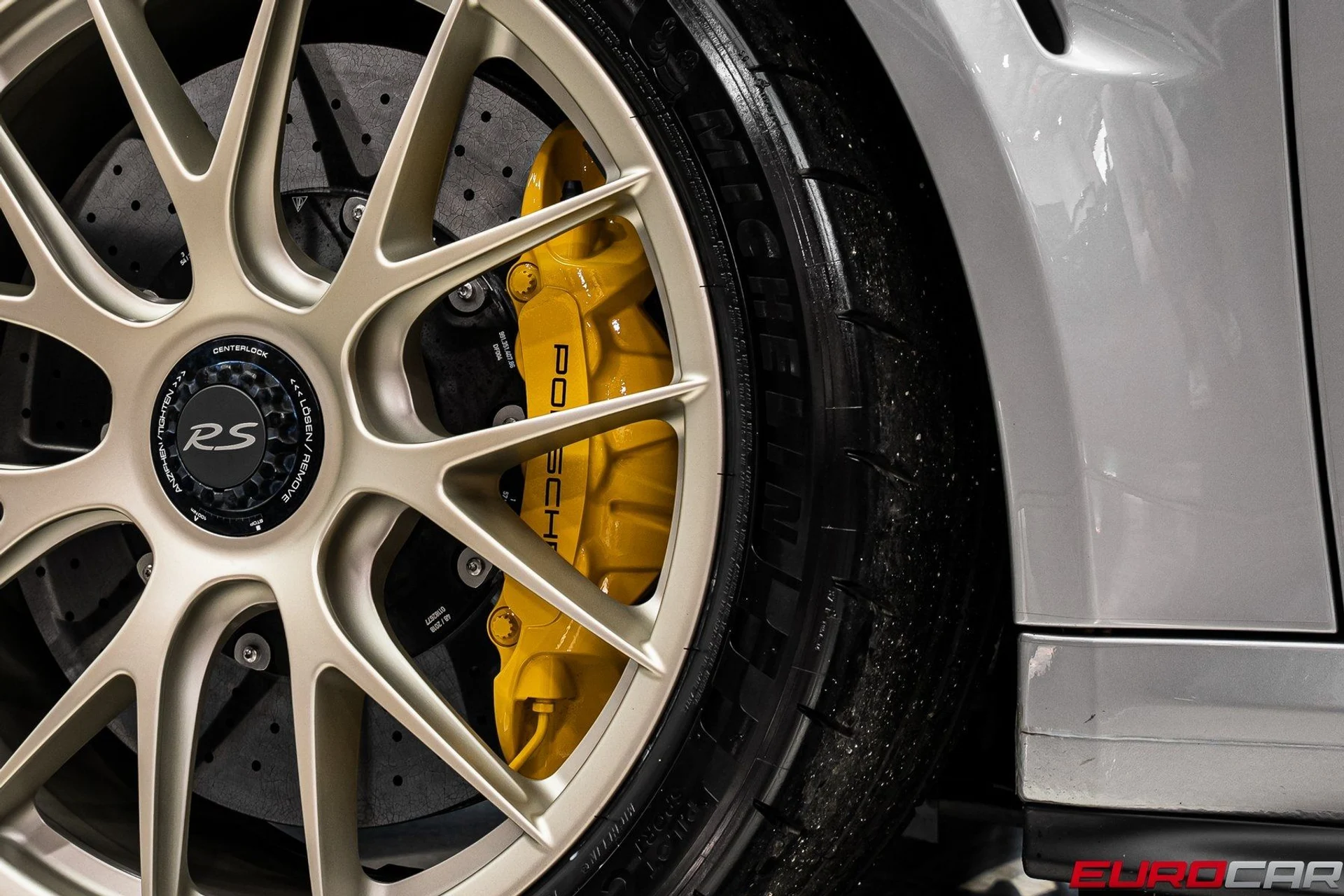 mph033_606392825_image_34_2fcbe1b8d4