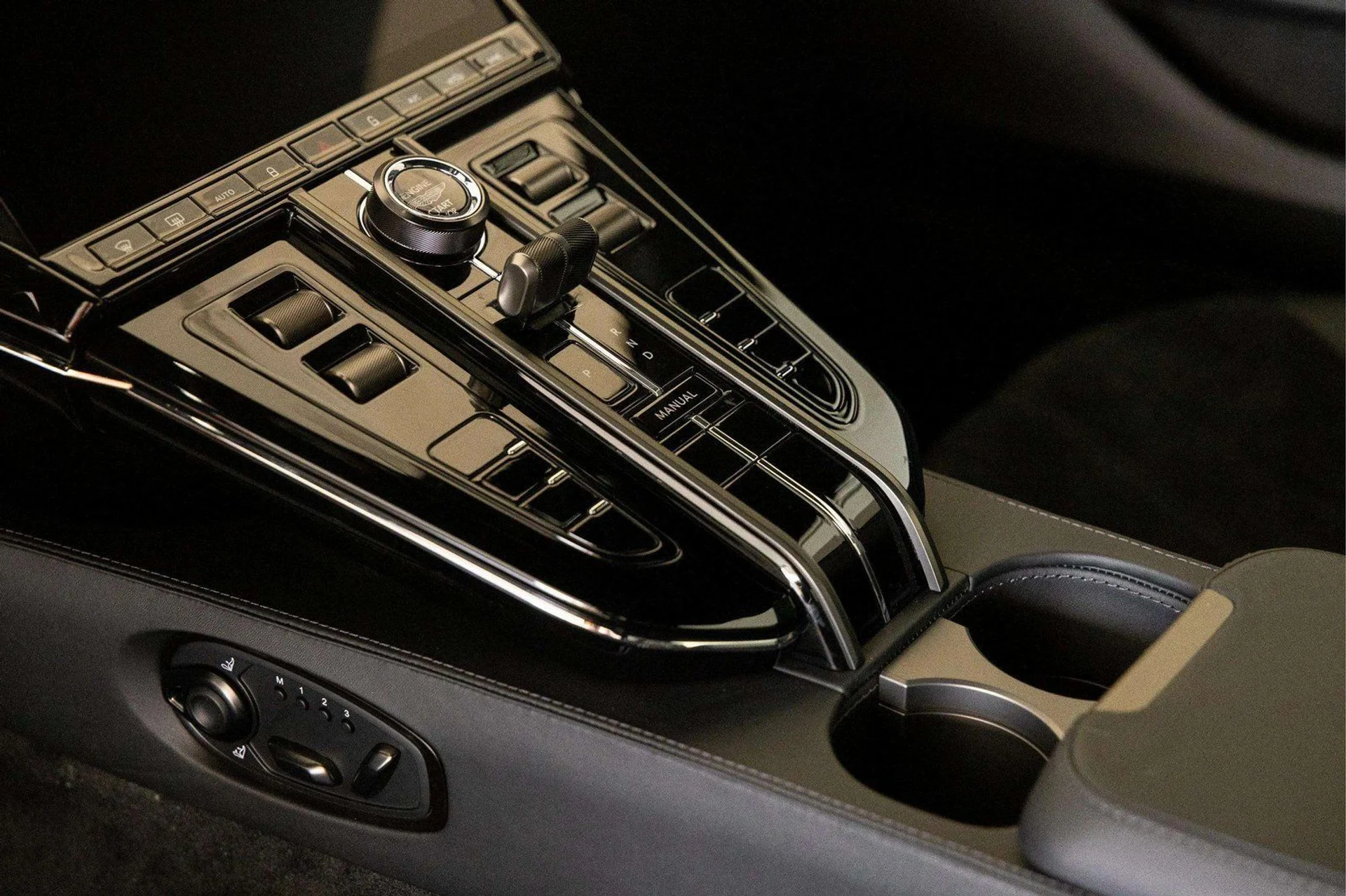 mph033_623900144_182adc14_1f41_4e83_a669_639118804f20_025d9e9673