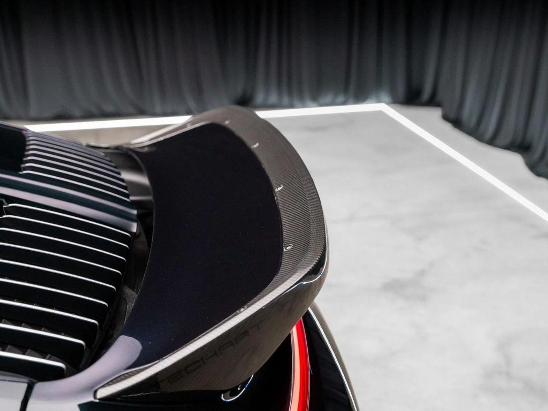 mph033_633931049_Zz05_U_Ppl4v_CP_2dr_Te_Bge_Yrc_Hb_E_f48ea396e1