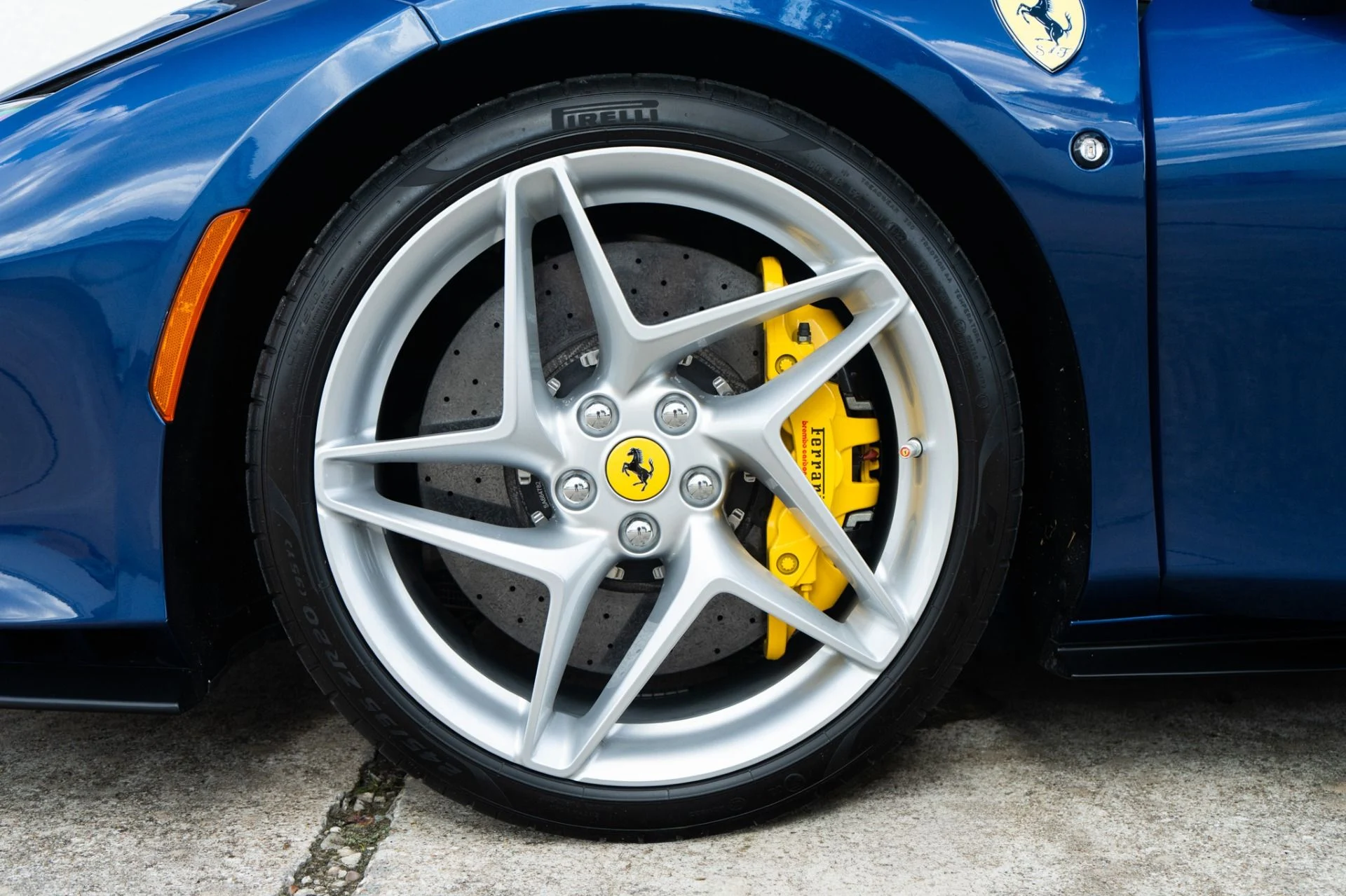 mph033_638911868_Used_2022_Ferrari_F8_Spider_1779493507_4f413cfc61