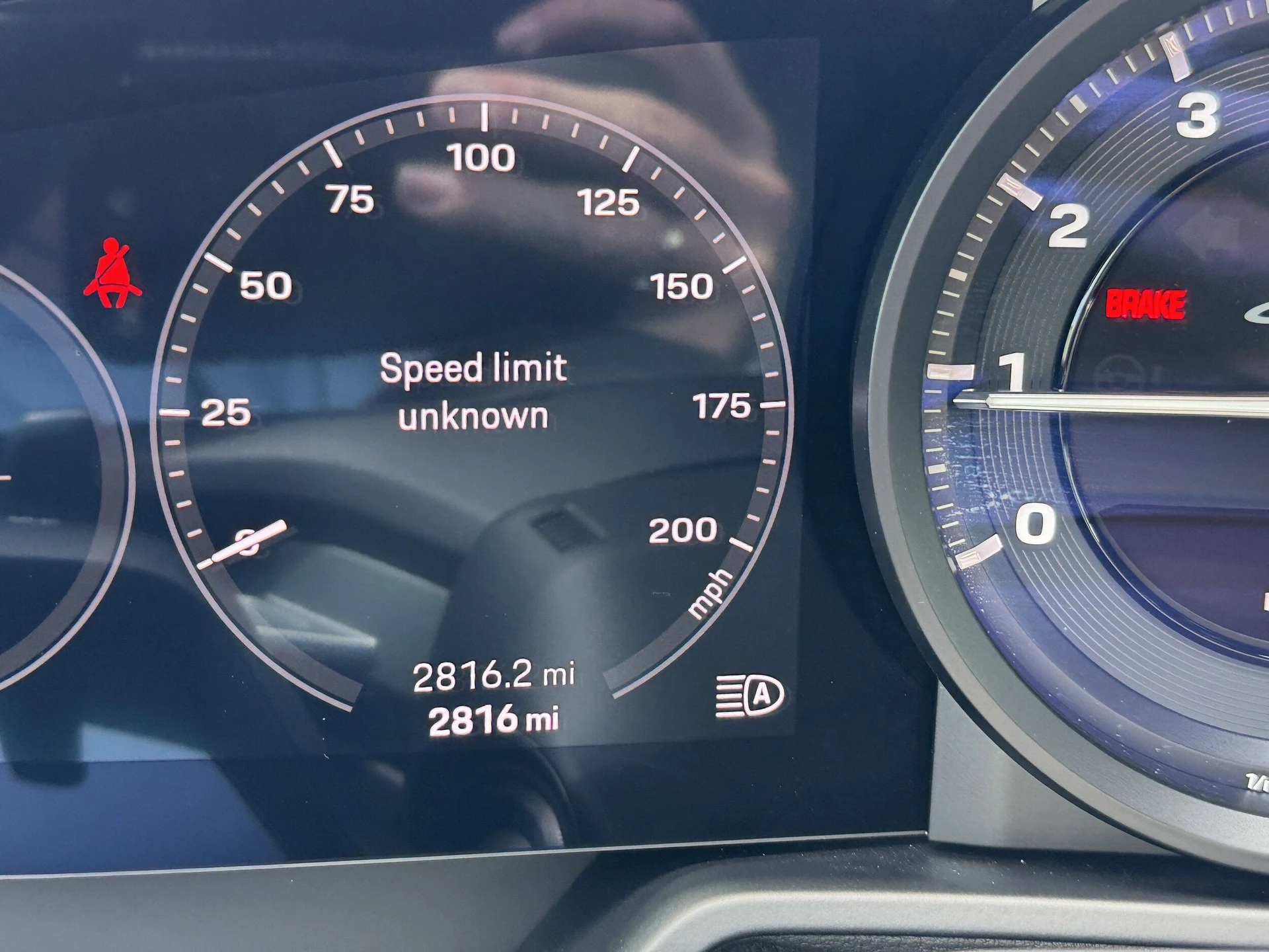 mph033_639641396_6bbbfd3baa1f0d4eafccaa2cd282ef76x_3242cbd5db