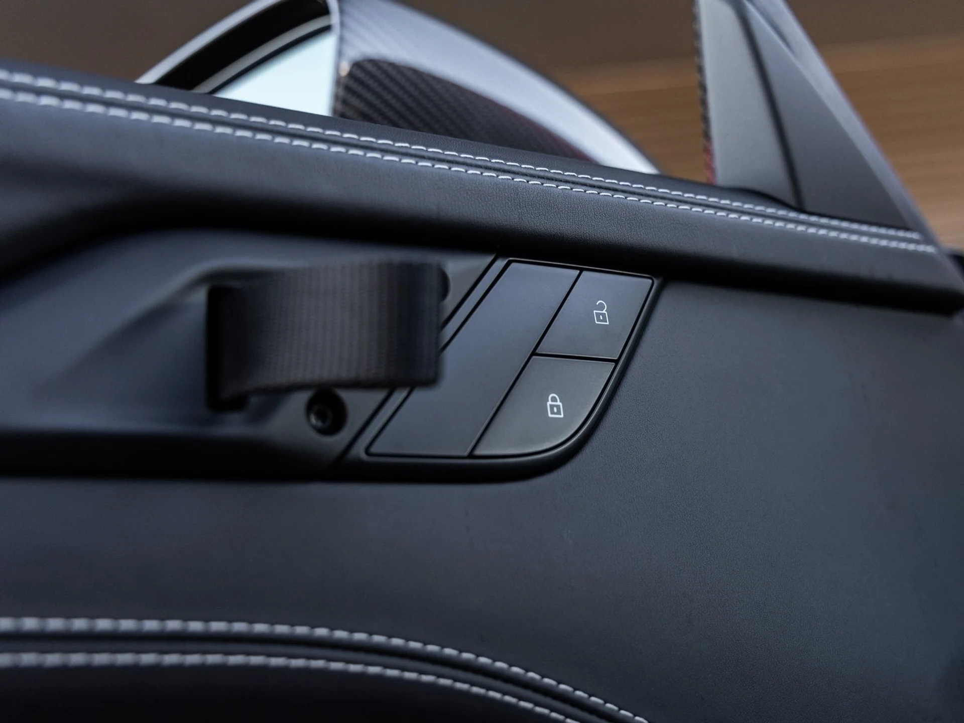 mph033_640661440_34_db0e144504