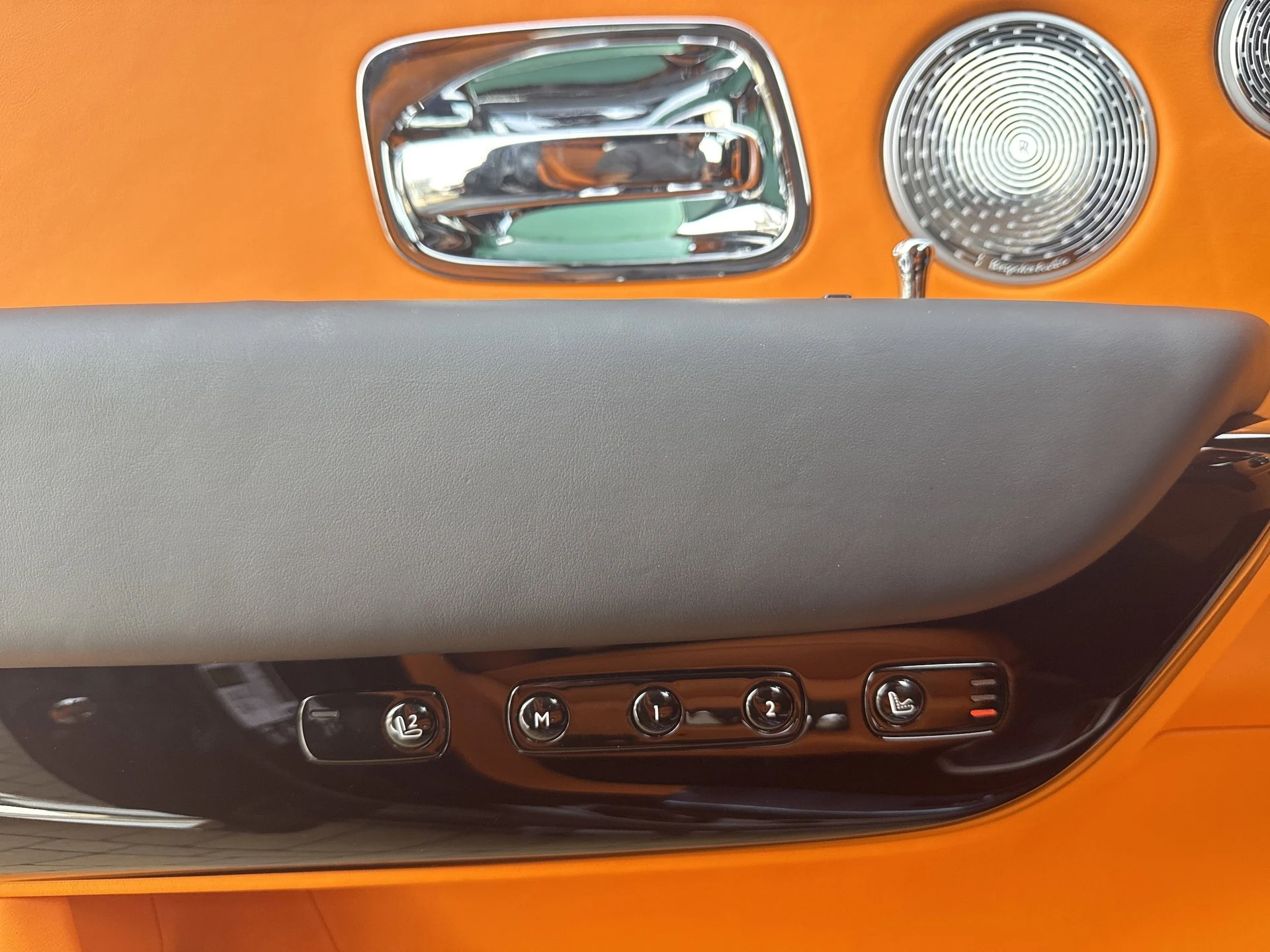 mph033_649794597_4dd889773df85b96053b8dceab111a73x_031b90158b