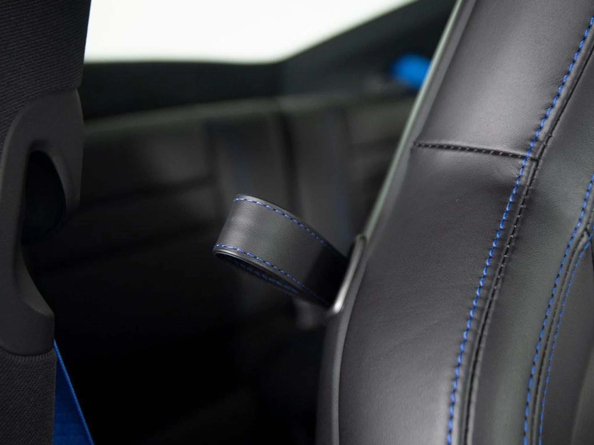 mph033_651221216_rlgnw1b_D_Egj_P6pl_U_Dii_TTQY_Yz4_c32dc55404