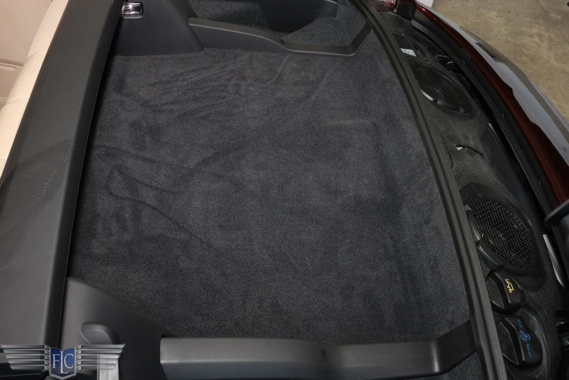 mph033_652559718_used_2021_porsche_911_targa4sheritagedesignedition_9689_22967644_34_1024_07807758f1