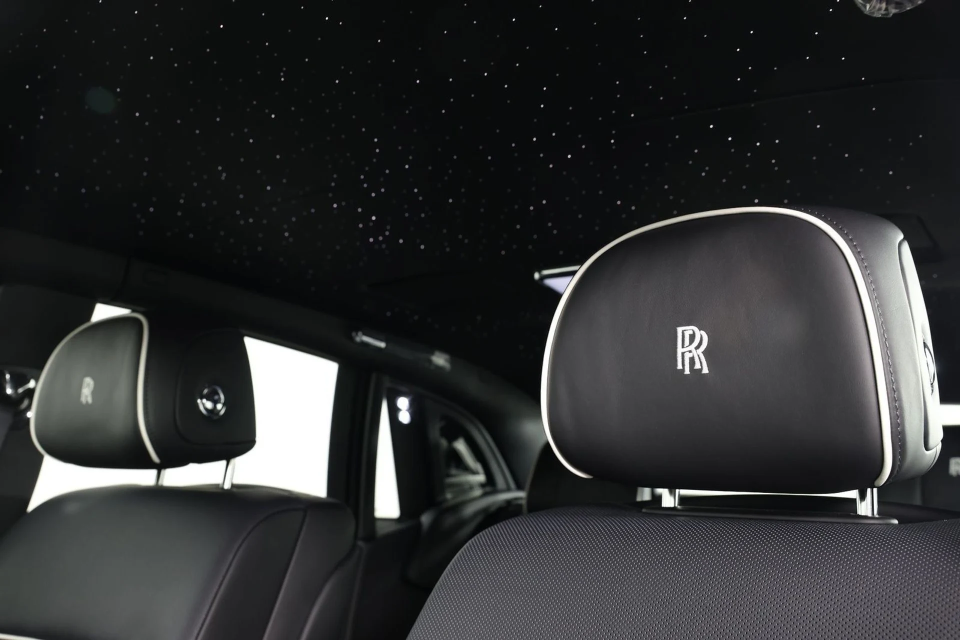 mph033_657439843_feef867cd67ecff8567397c9298a38ea_5ce6f02120