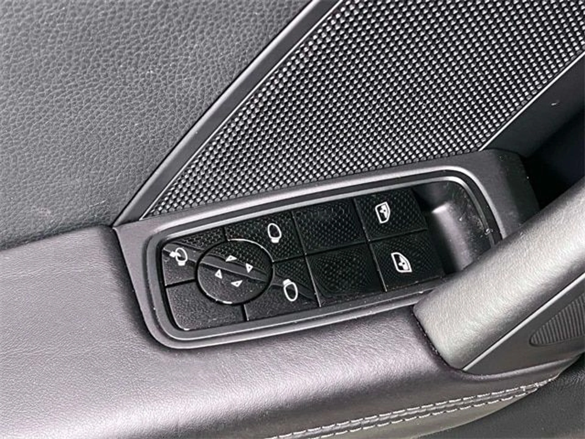 mph033_672168058_c596cd1e541f65f26de9221443695f37x_893833ab1a