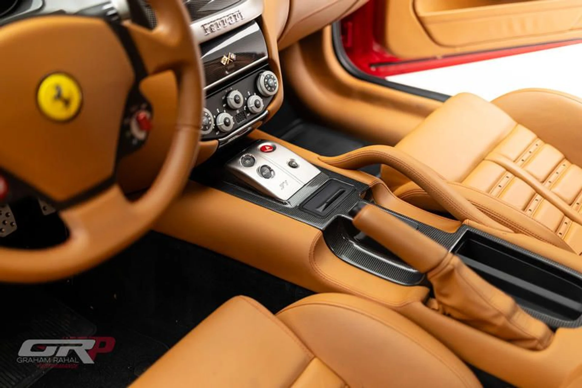 mph033_673016523_B99_C0_C99_8325_4_EE_6_B463_09558424_A8_B9_f4b06661ab