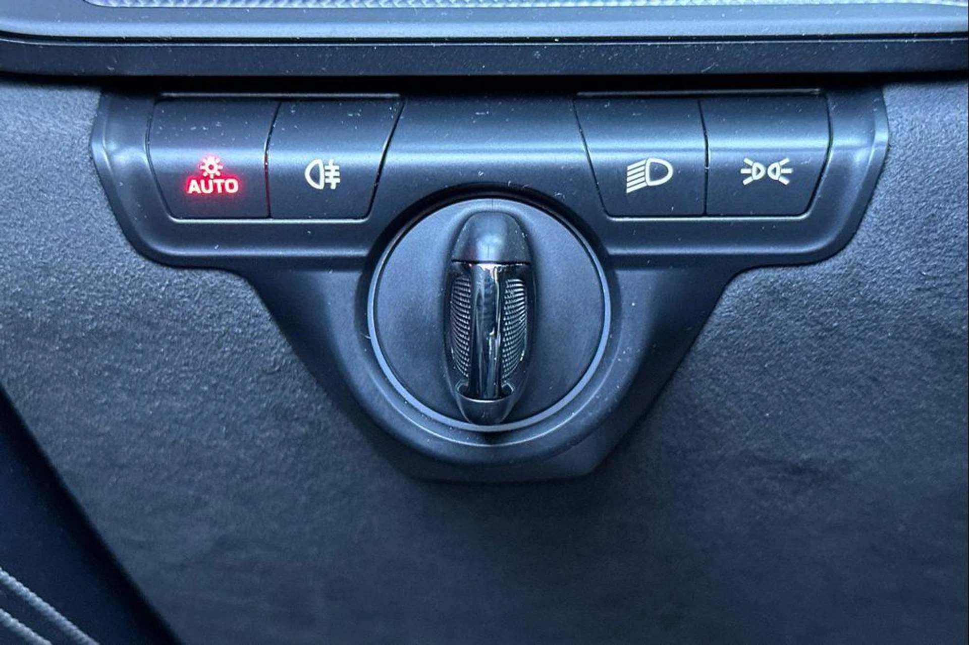 mph033_69453332_h6_r_Jom_V7t_YI_bhmwt_O3_Idgc_T_Ig_59d4cce7bf