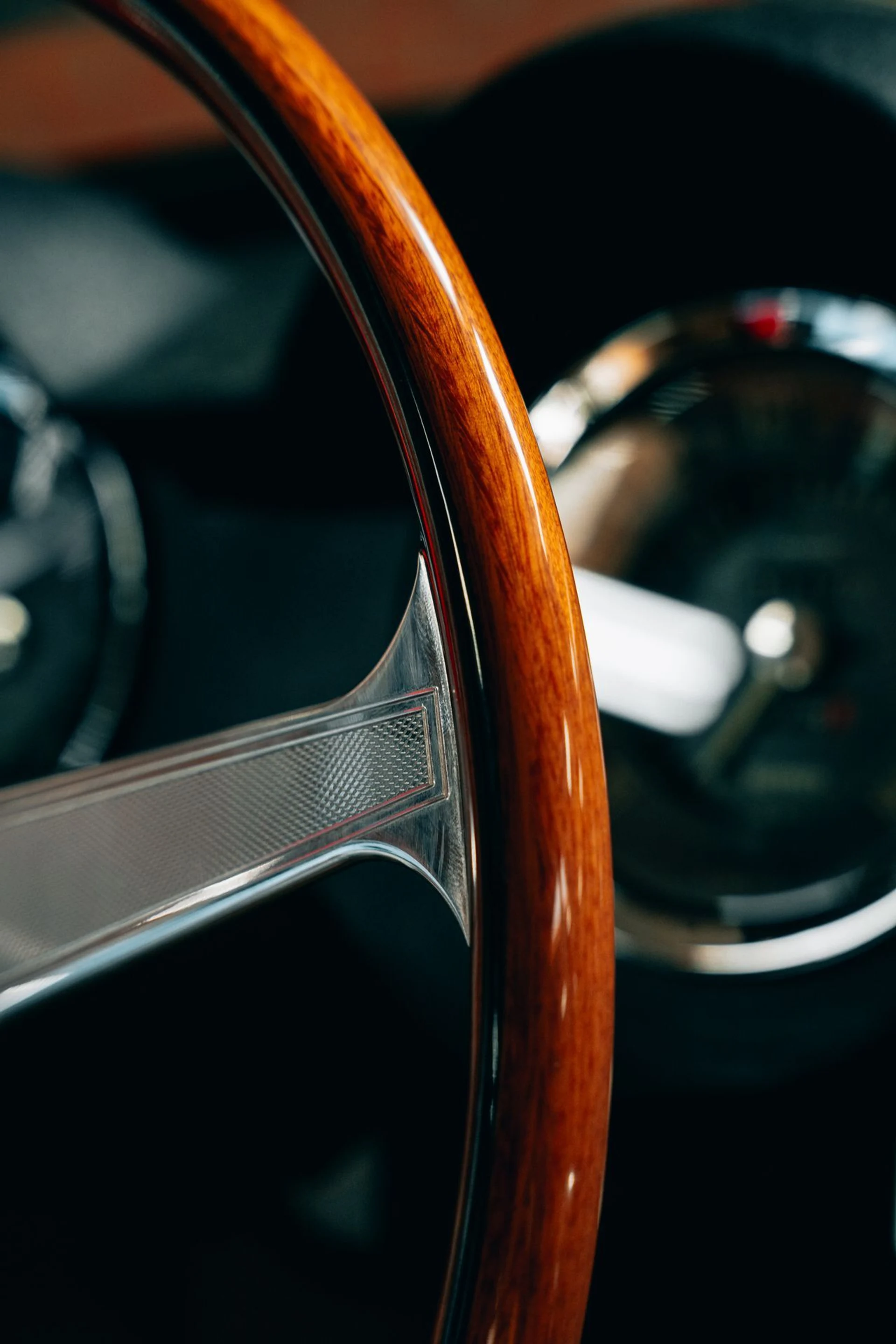 mph033_697711777_66b24038bf9eda706bb8271bed2c1e34x_e04684f99f