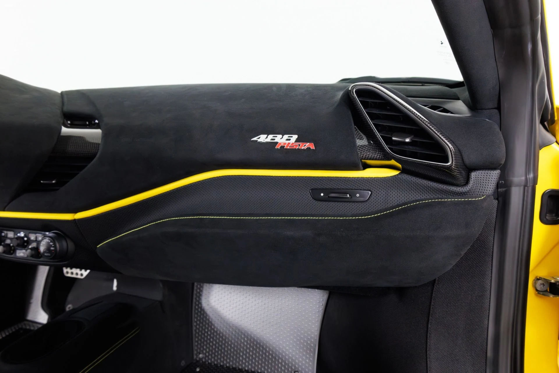 mph033_700323327_Used_2020_Ferrari_488_Pista_1773687206_b5cb61ca3a