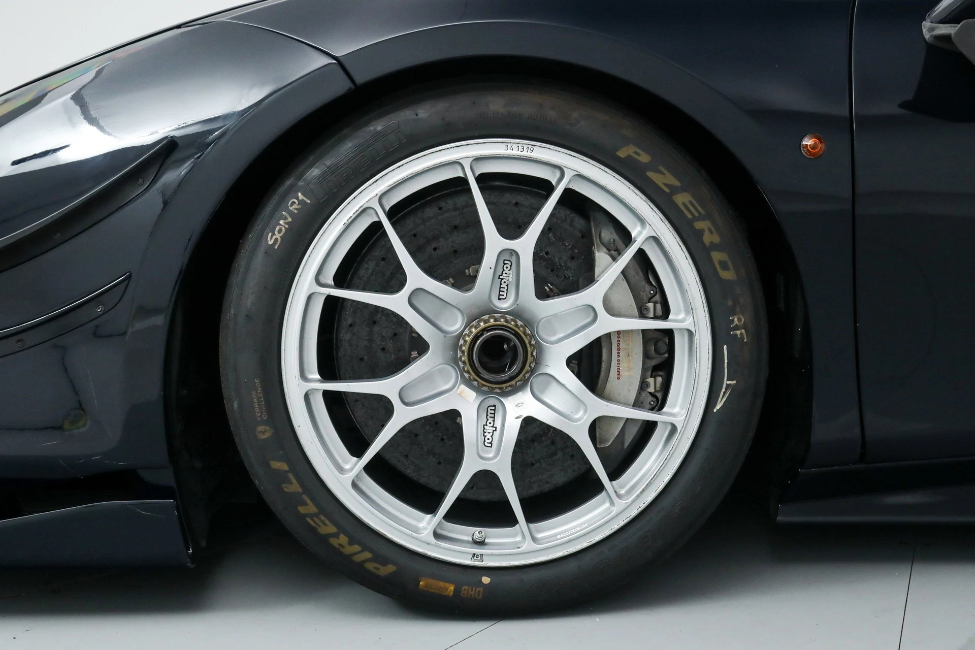 mph033_703228423_709b929ad1475744f7de524ece4a936d_f7650b0303