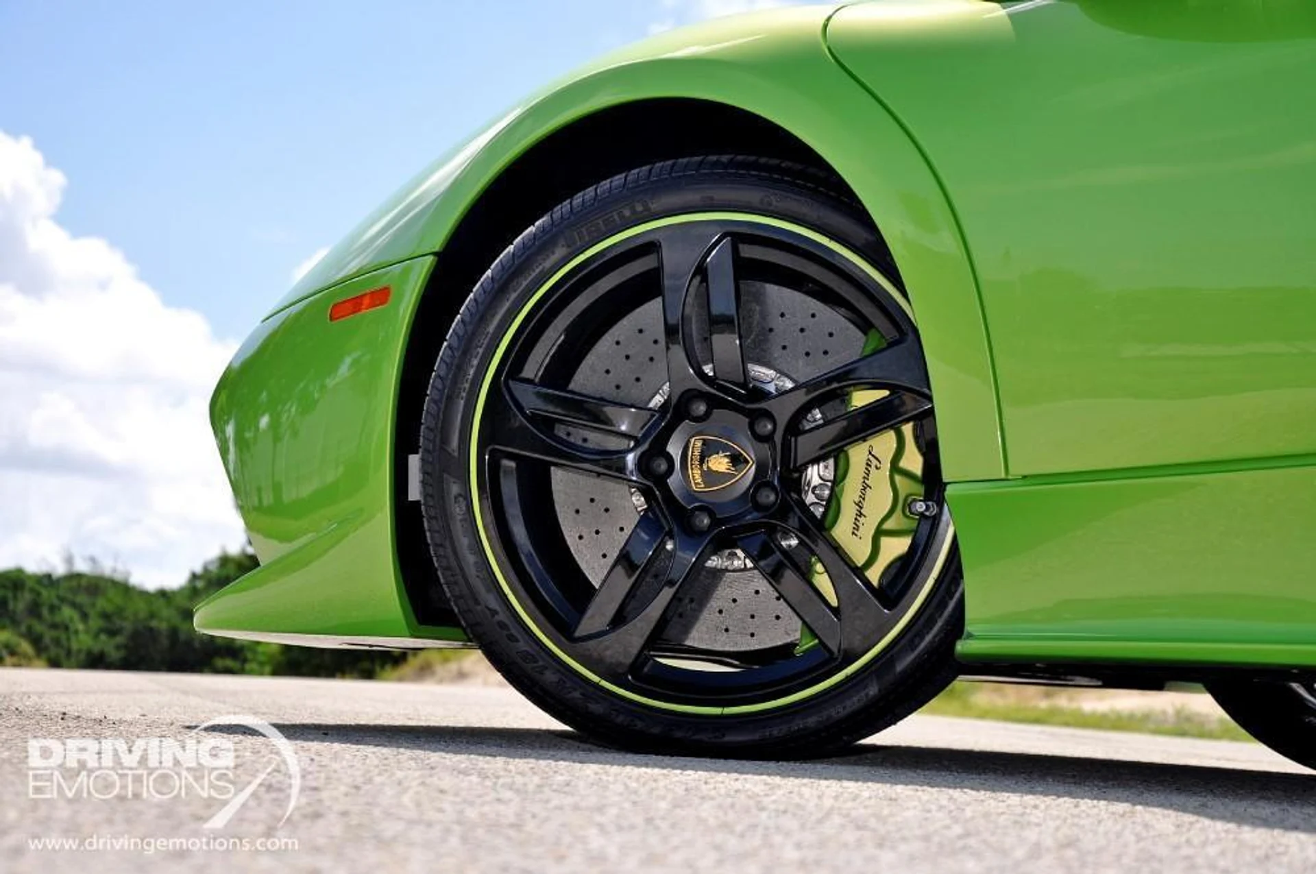 mph033_708767487_15_p34_l_f6fe96b315