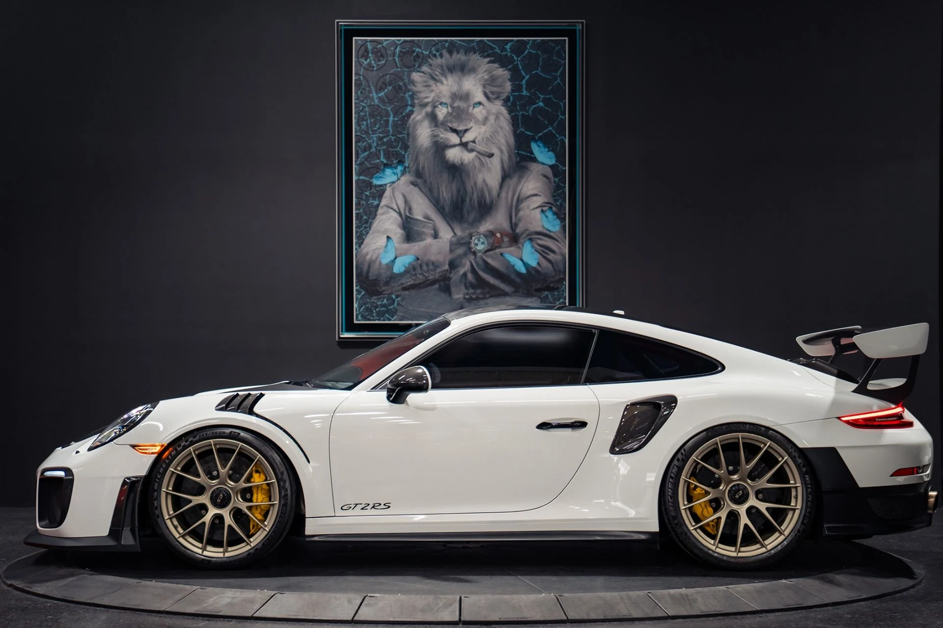 mph033_712119673_Used_2018_Porsche_911_GT_2_RS_Weissach_Package_1786135018_1450849be4
