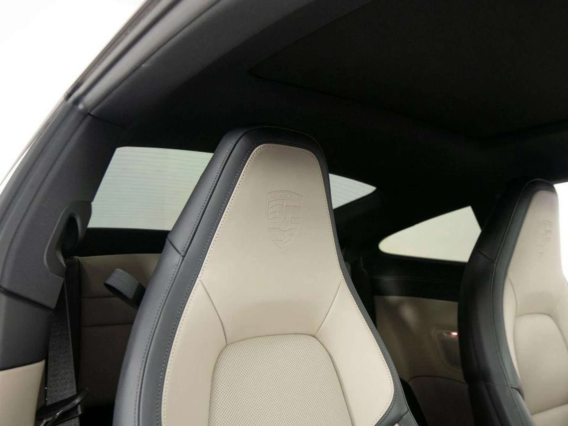 mph033_713003767_1i_de2_ALLNI_5_ug_f_NZ_5wzs_Q_Ok_7aa0eafa67