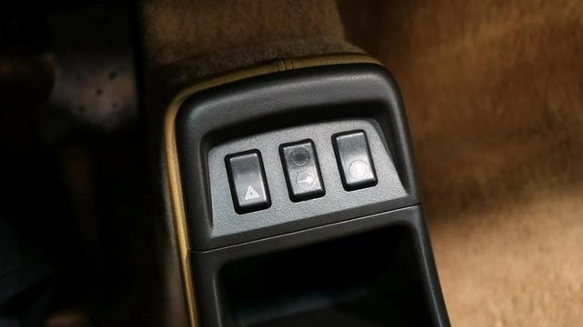 mph033_716759848_G9w8_M7_Xta_Kq_APEM_Sdodm_Ux44n_KM_d765d5d606