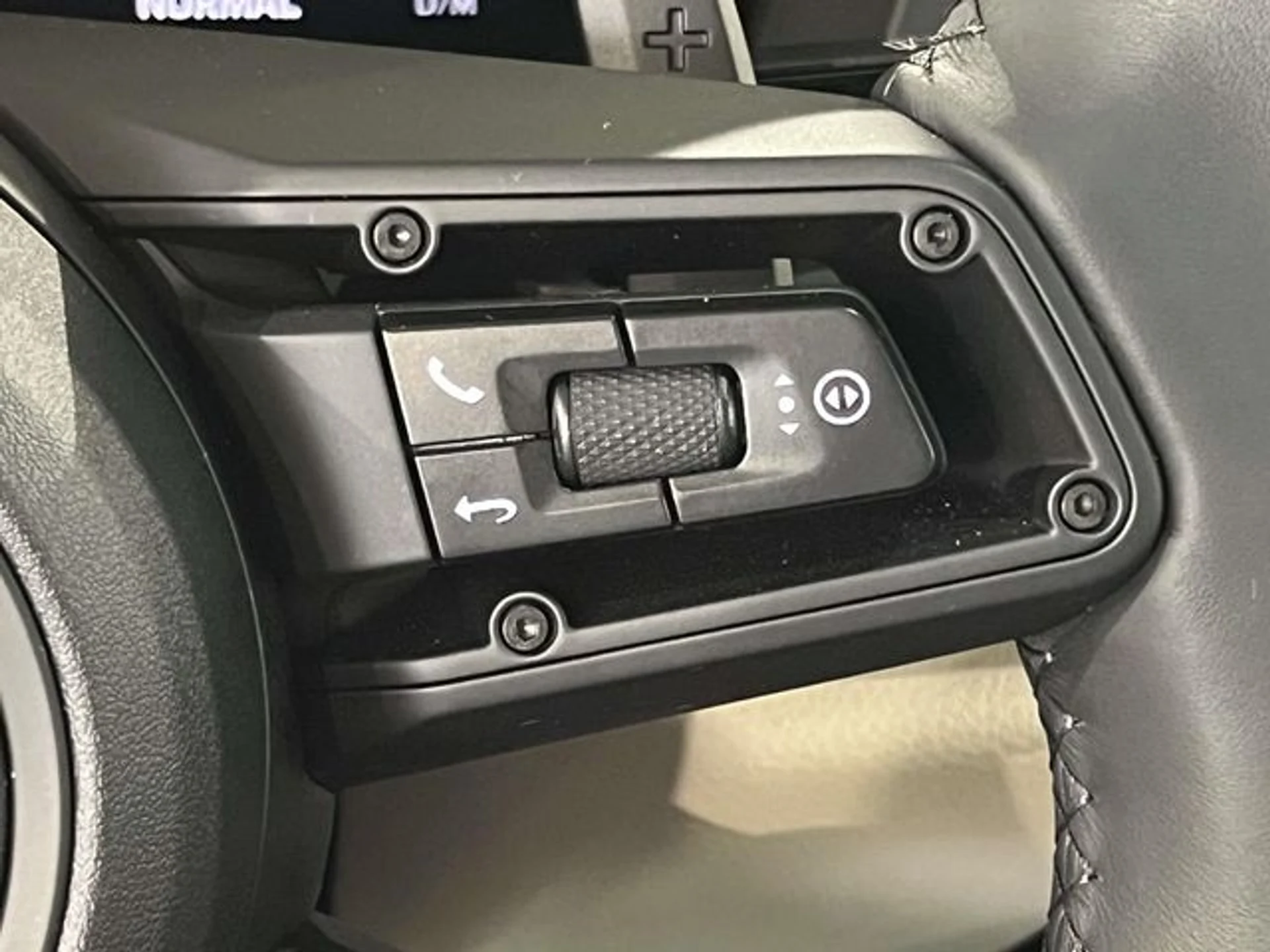 mph033_721959949_906f6cb43af7d7432b6edd6d90bec70cx_6c5b83460f