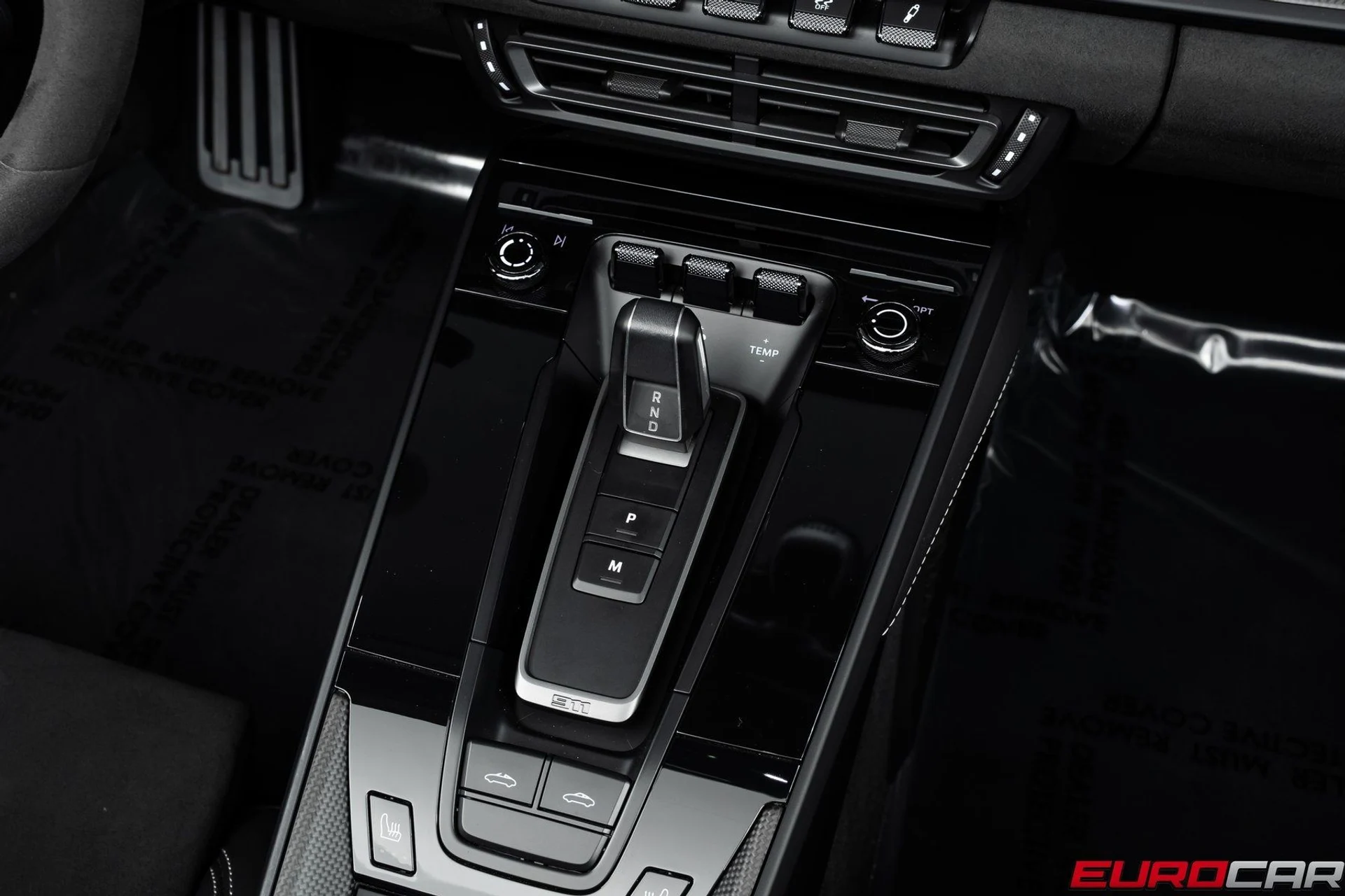 mph033_72566026_image_34_209caeb7ef