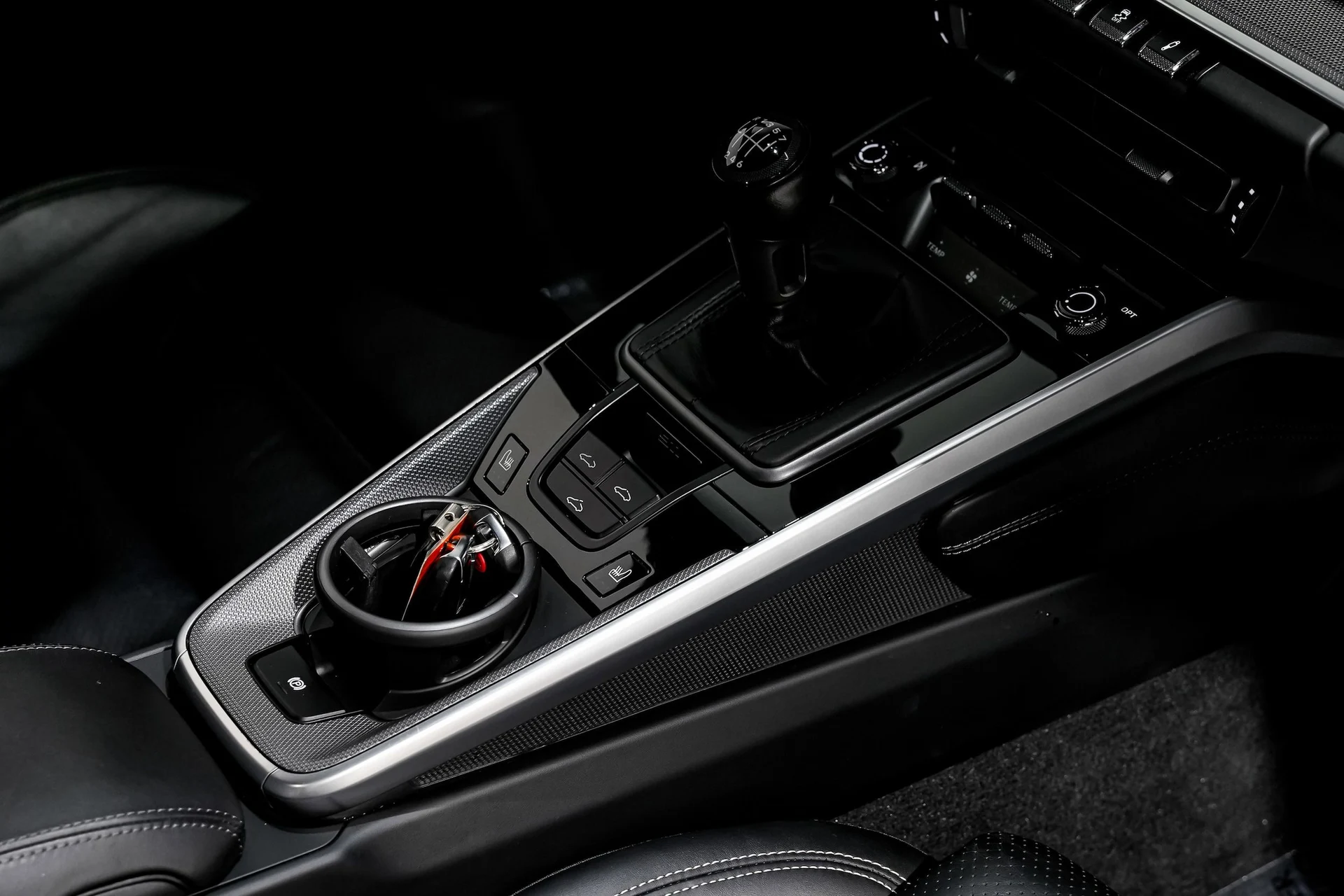 mph033_727896640_cddc8b53861200a0b528cb1c06938da0x_f58013c0d3