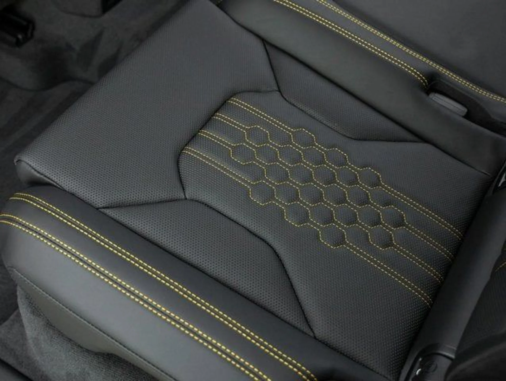 mph033_728026195_34_aeb6337458