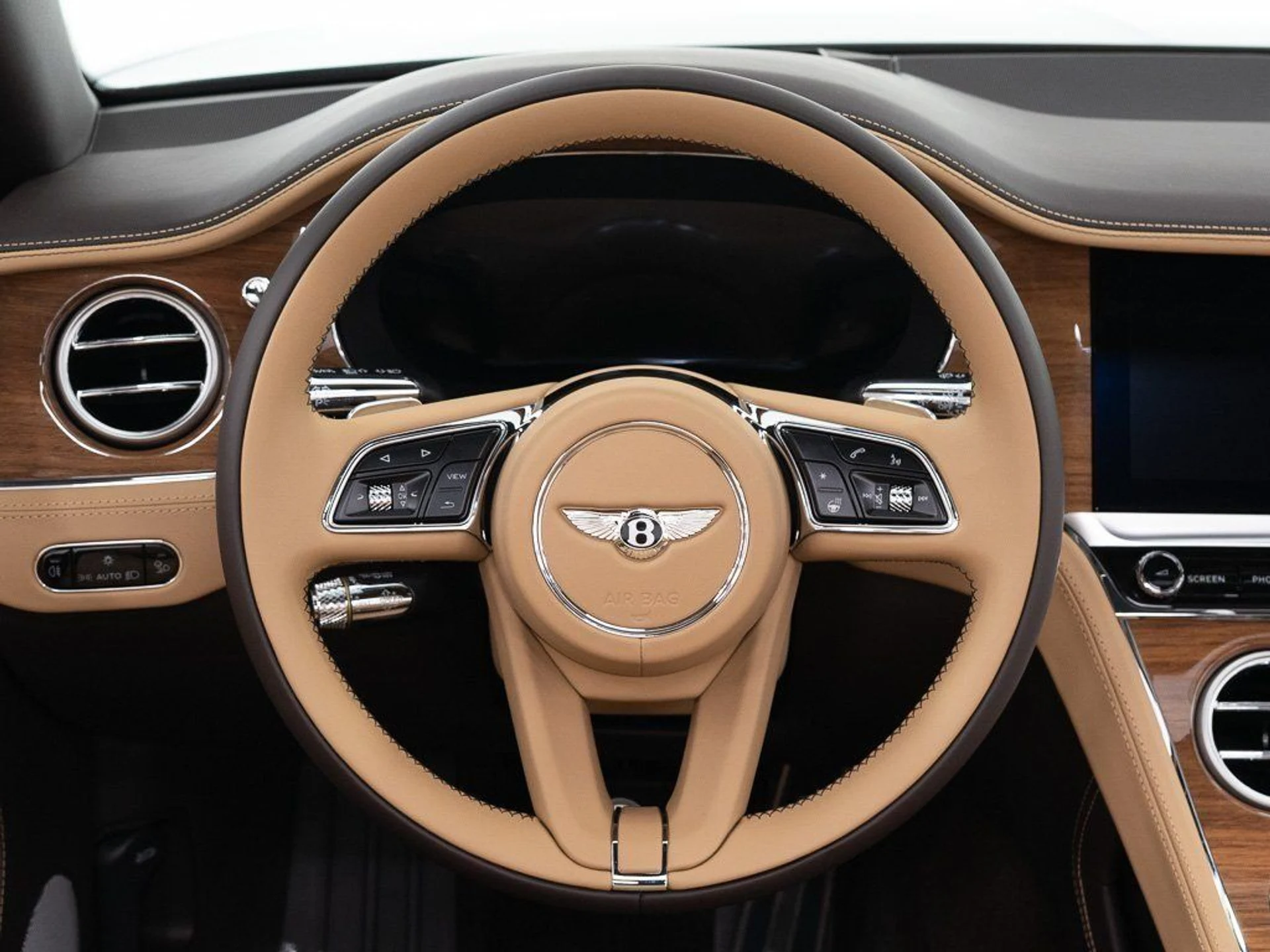 mph033_734976124_4e6d58035bda235a6f2094af366fe034_f20225fcea