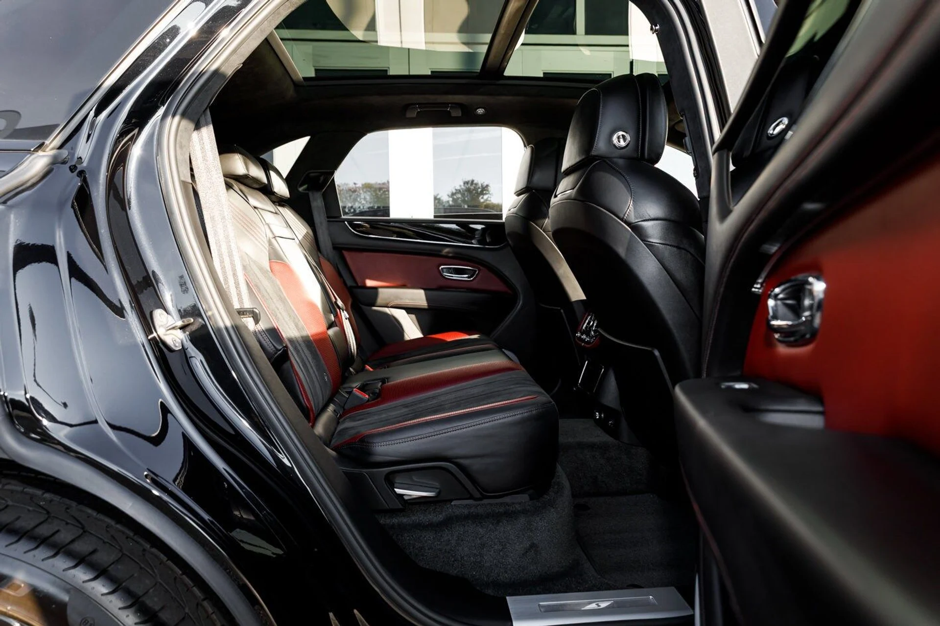 mph033_741361465_c05068f0d42bfd52cd02b56442c937e3x_78b43a1223