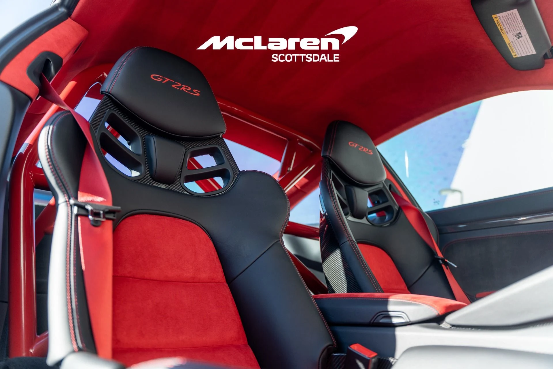 mph033_74499969_Used_2018_PORSCHE_911_GT_2_RS_1765679912_0dfd993481