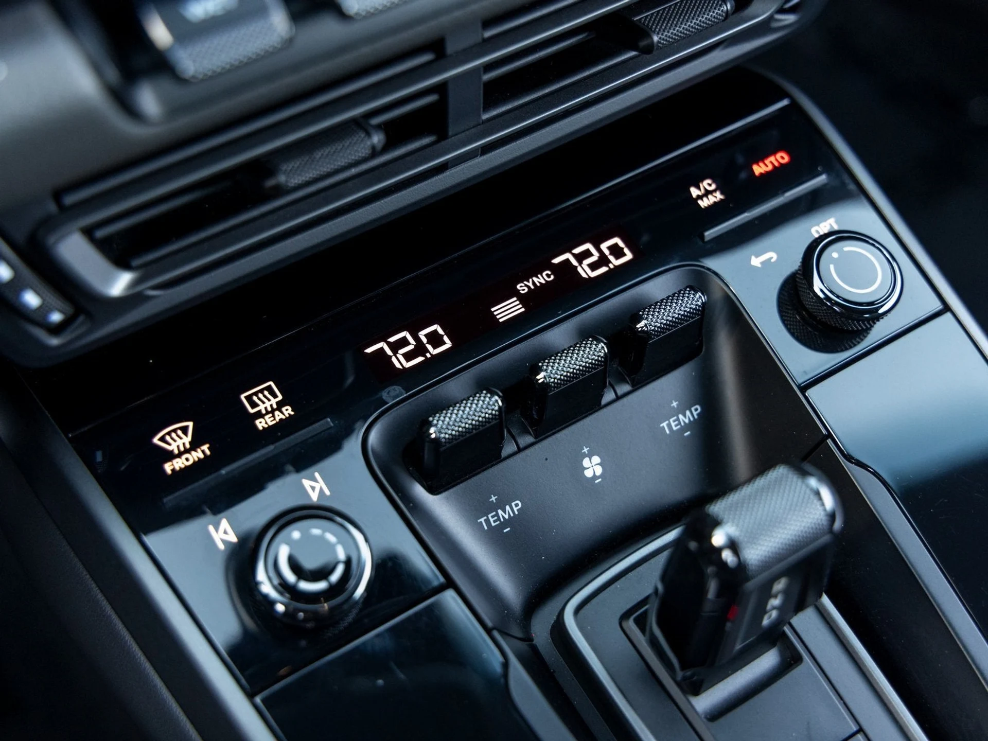 mph033_746731576_34_10b2a462e9