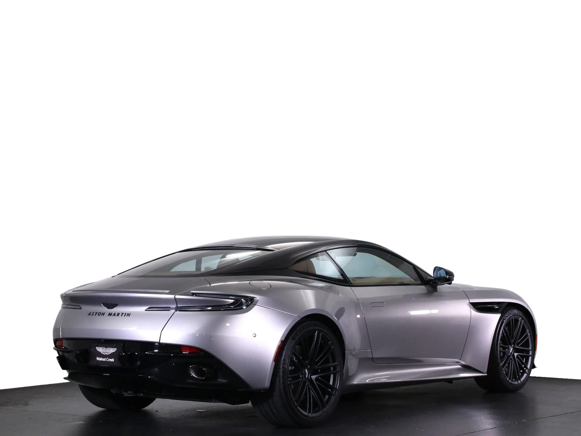 mph033_750560482_New_2025_Aston_Martin_DB_12_1758482446_1561c13fcc