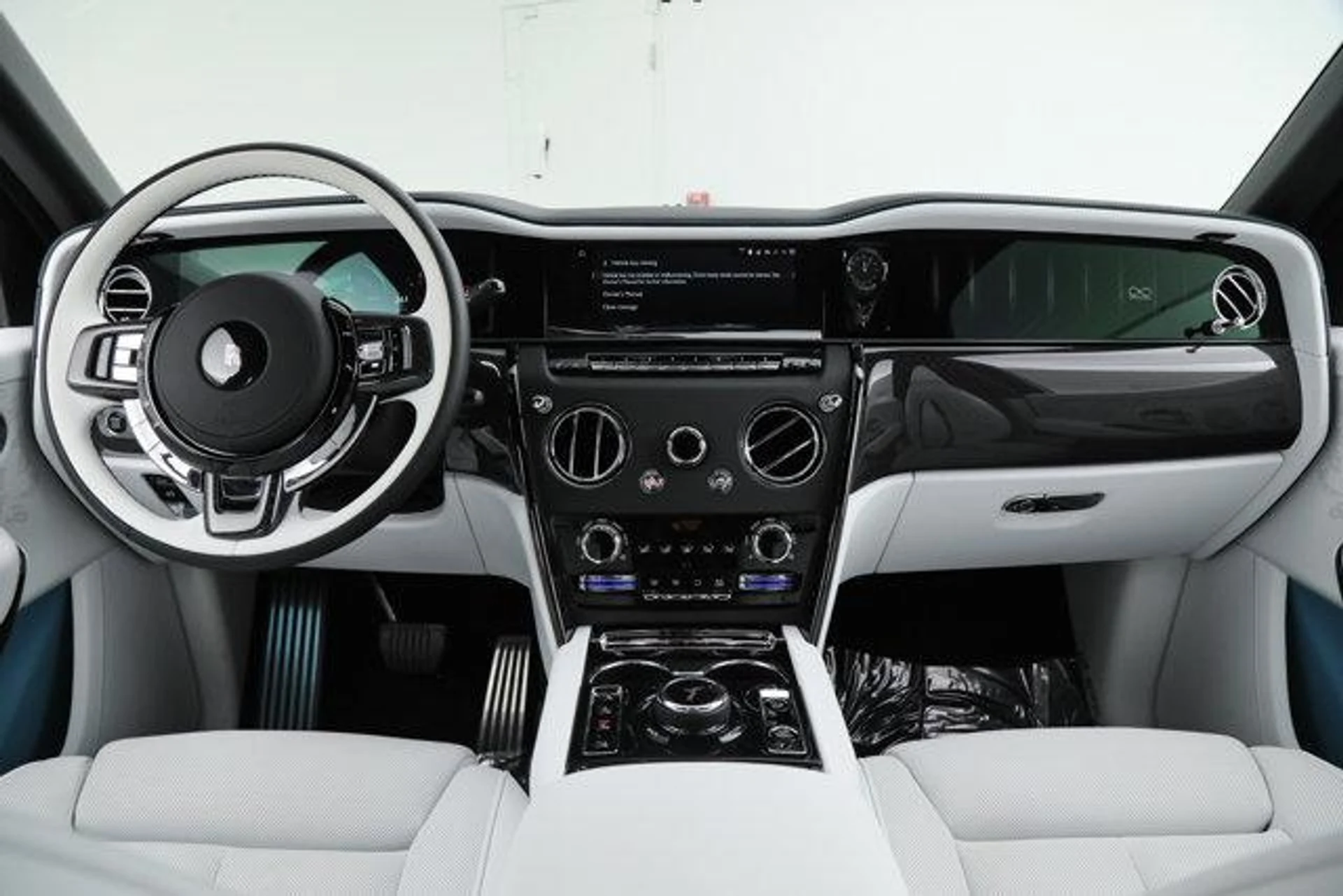 mph033_751821029_s_EVF_Ta_Gtr_YRXQ_6ug_B_Ndzv_U_Gs0u4_ad93df5b0f