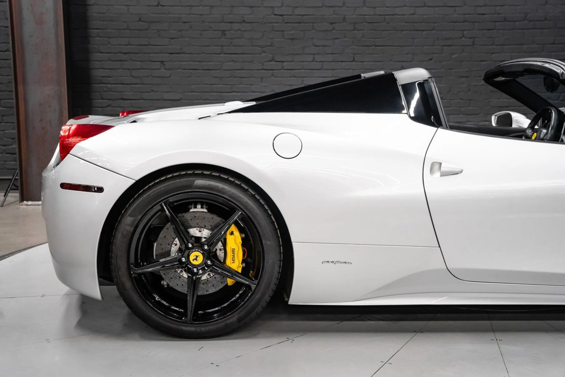mph033_758760757_ferrari_458_italia_2013_928f20557b