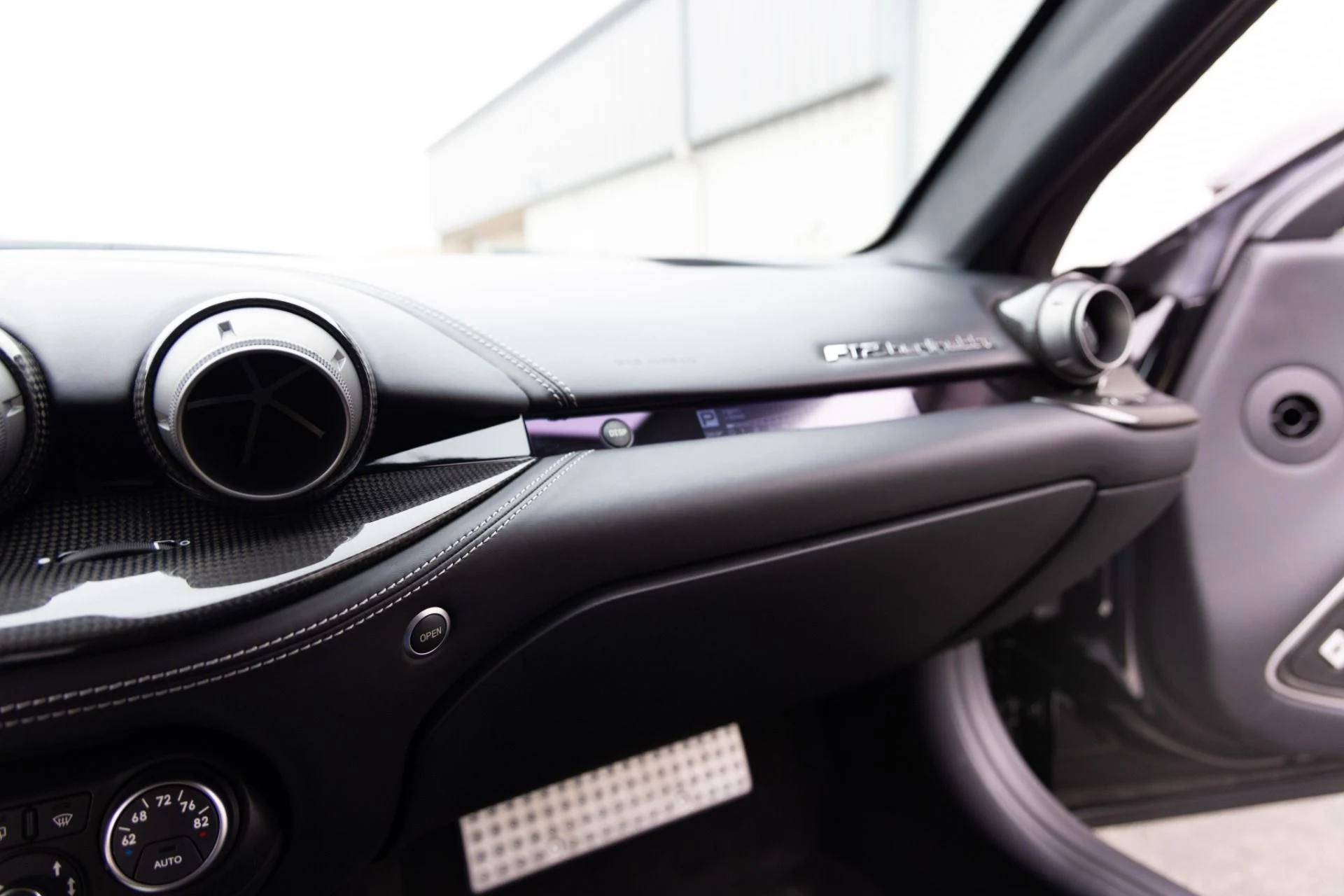 mph033_758771828_Used_2014_Ferrari_F12berlinetta_1761682379_22beb448c0