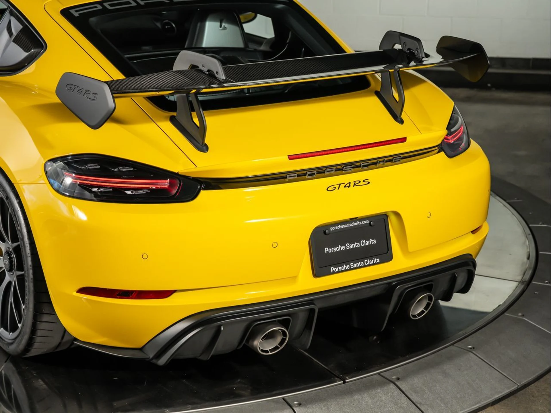 mph033_773800847_33c523d5a4d9bbed57a51c051351e52e_4a68b340b7