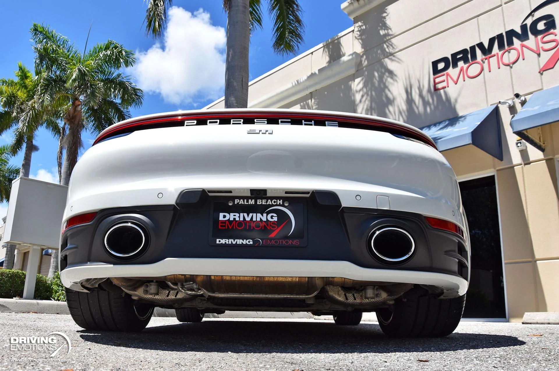 mph033_783683336_865_p34_l_b717e1076d