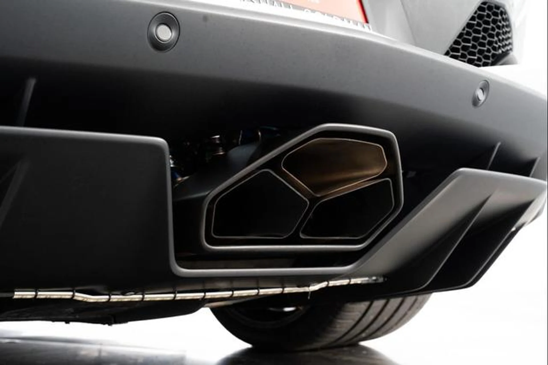 mph033_791273061_cu_V2_H_Iu_Pk_Nb_D5518_L_Lz_P_Tp2_Zr_MA_e4fdf9f422