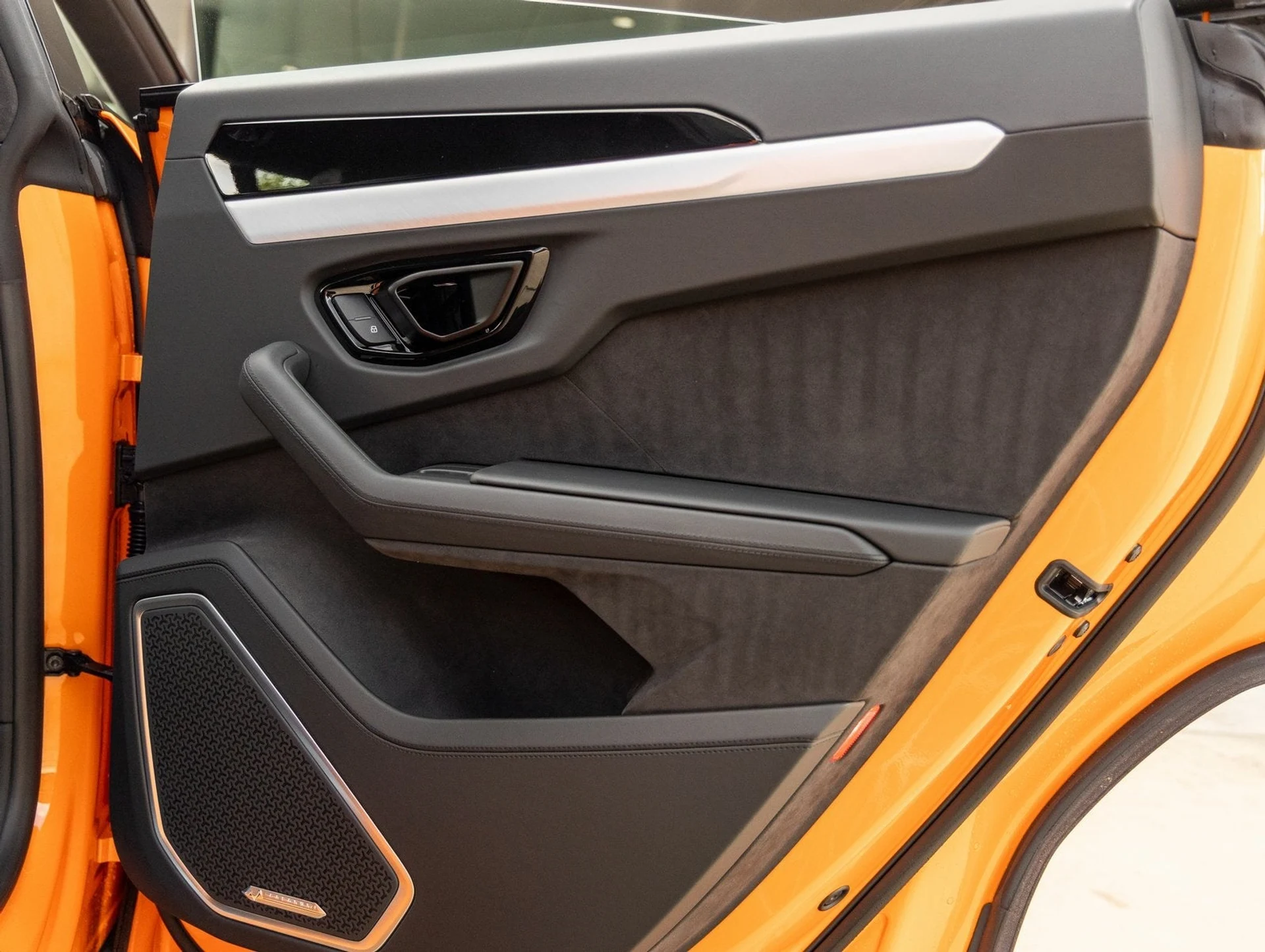 mph033_791480922_34_17fa95753f