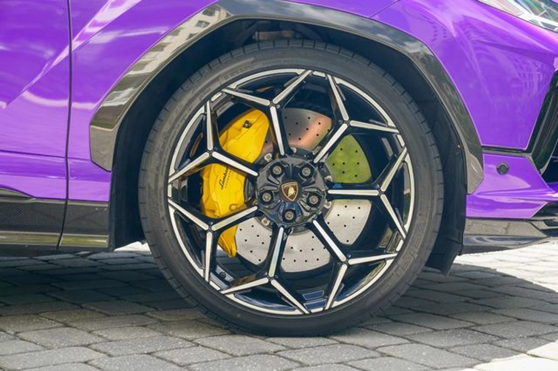 mph033_795338416_22938820_34_6704ba0c06