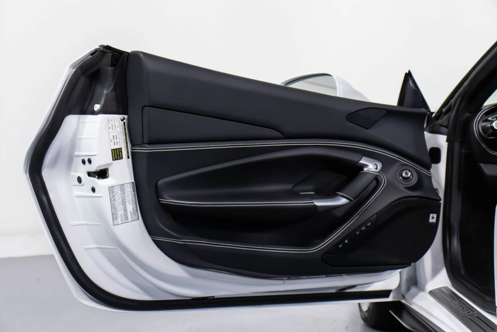 mph033_796000713_7d036a829a74dbef968cc8eda963f7a5x_6f90a4b03c