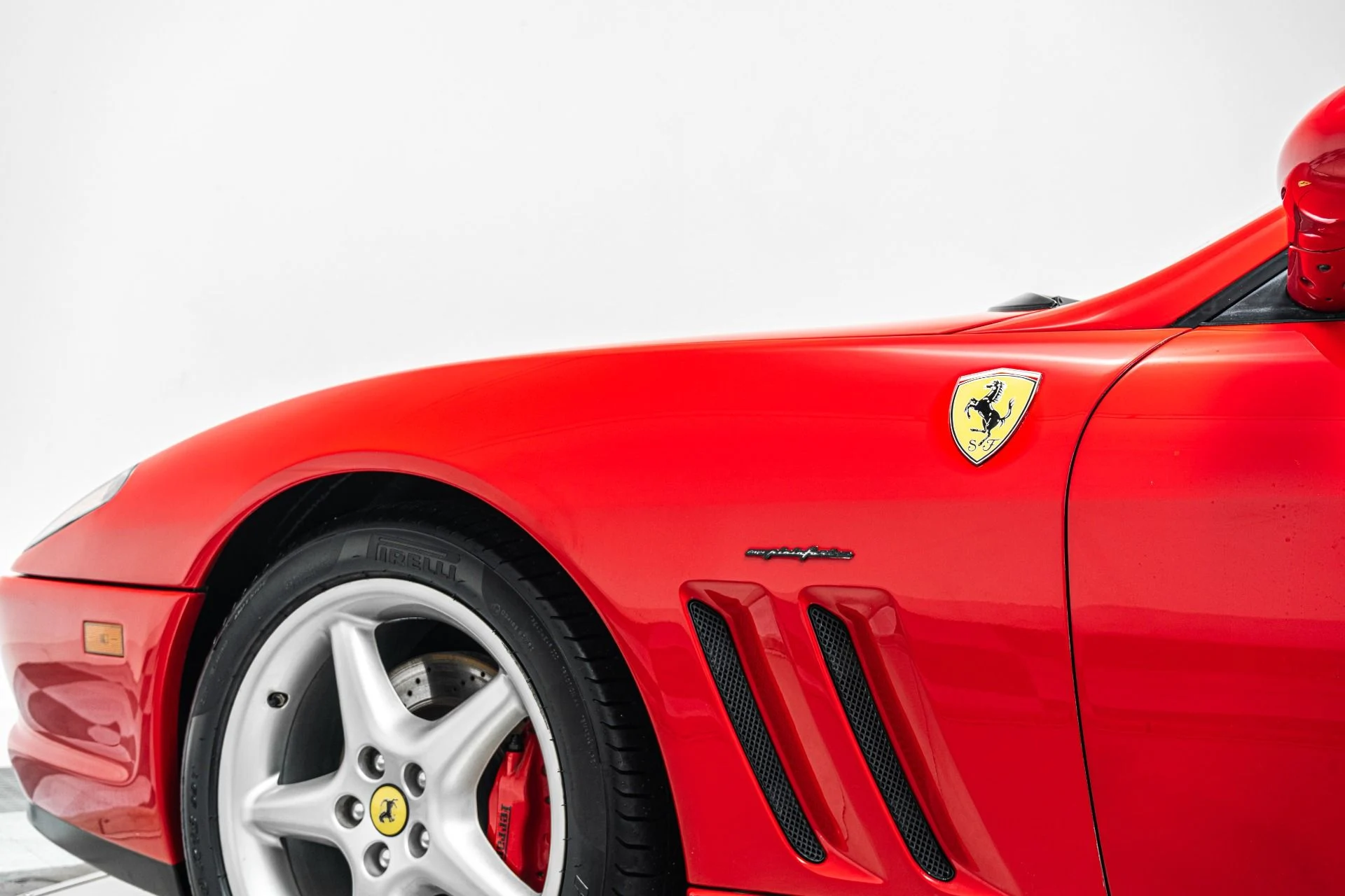 mph033_796544690_Used_2001_Ferrari_550_Maranello_1777496716_d81058dbe5