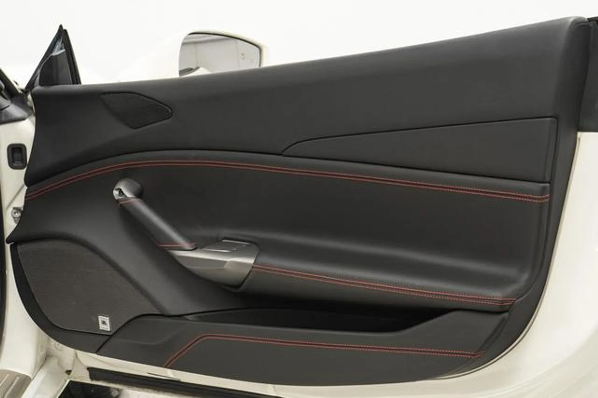 mph033_799635588_M_Ljxjga_A33_M2y_Q9eg_MN_6_IN_3_Hc_Ig_2bb3d3d3e6