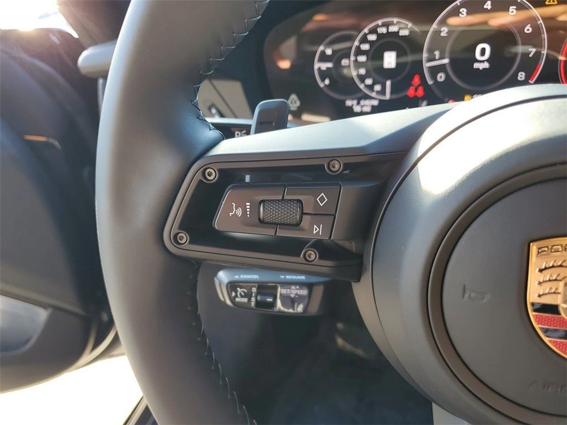 mph033_800370127_34_d2806bf986