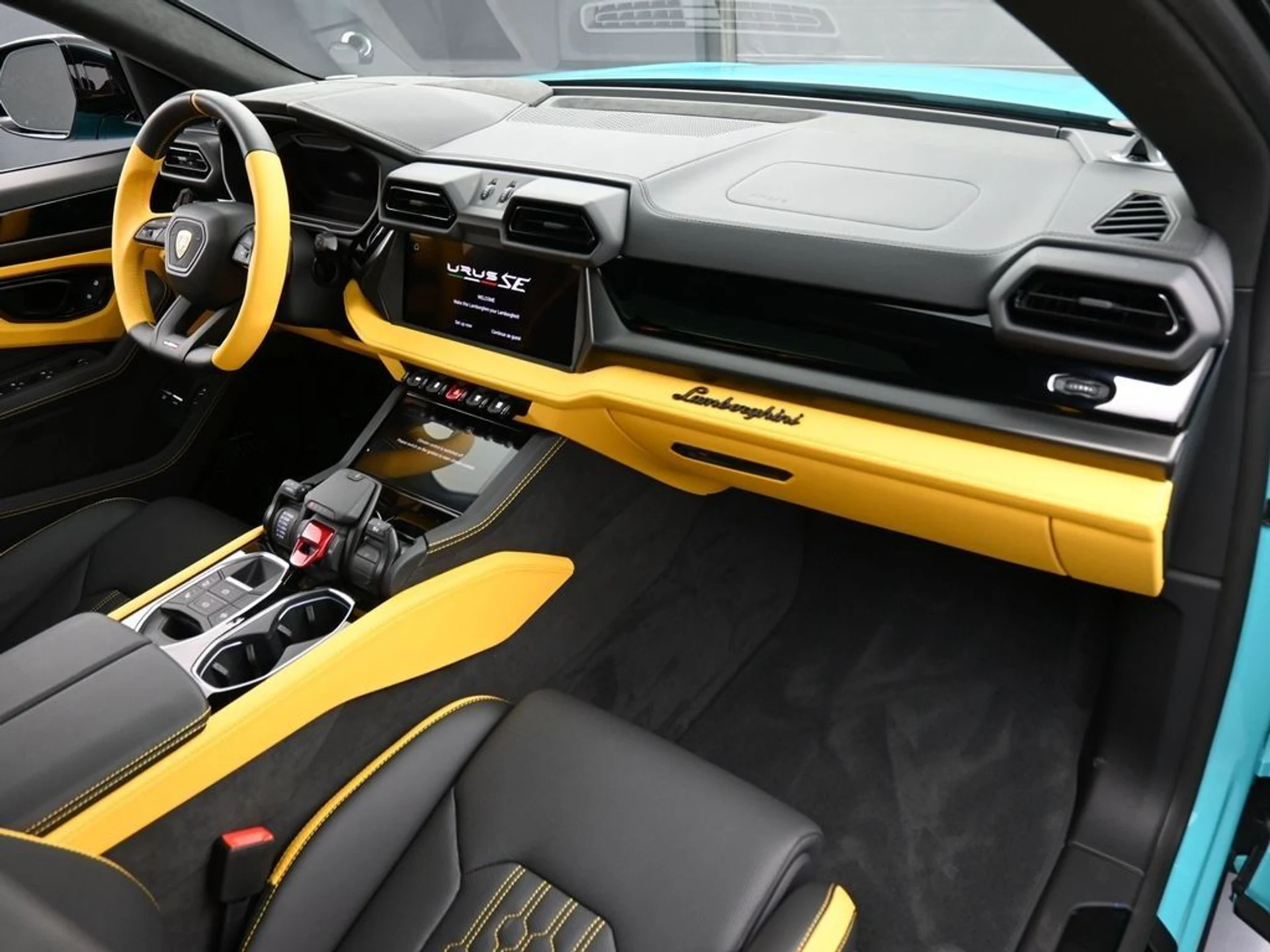 mph033_800606331_2e54b1ff120680c518a110732c5e5062_44aca18592